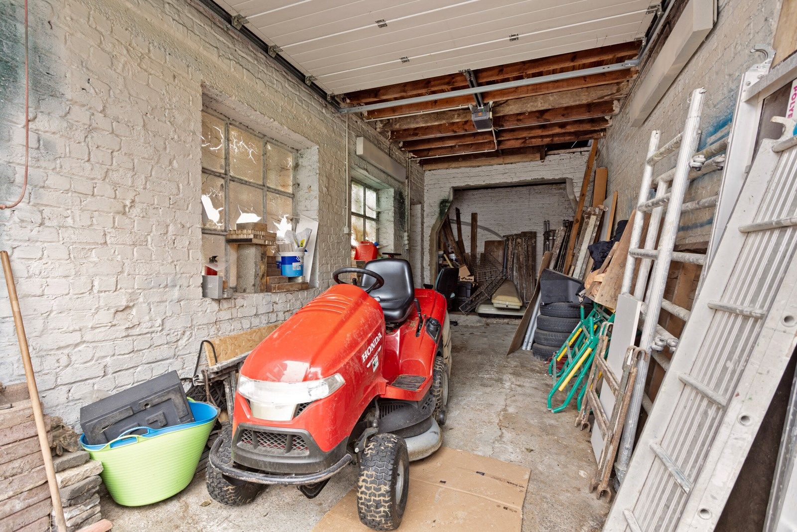 KANGOEROE WONING MET TUIN EN 3 GARAGE’S EN ATELIER 1652 ALSEMBERG (BEERSEL). foto 27