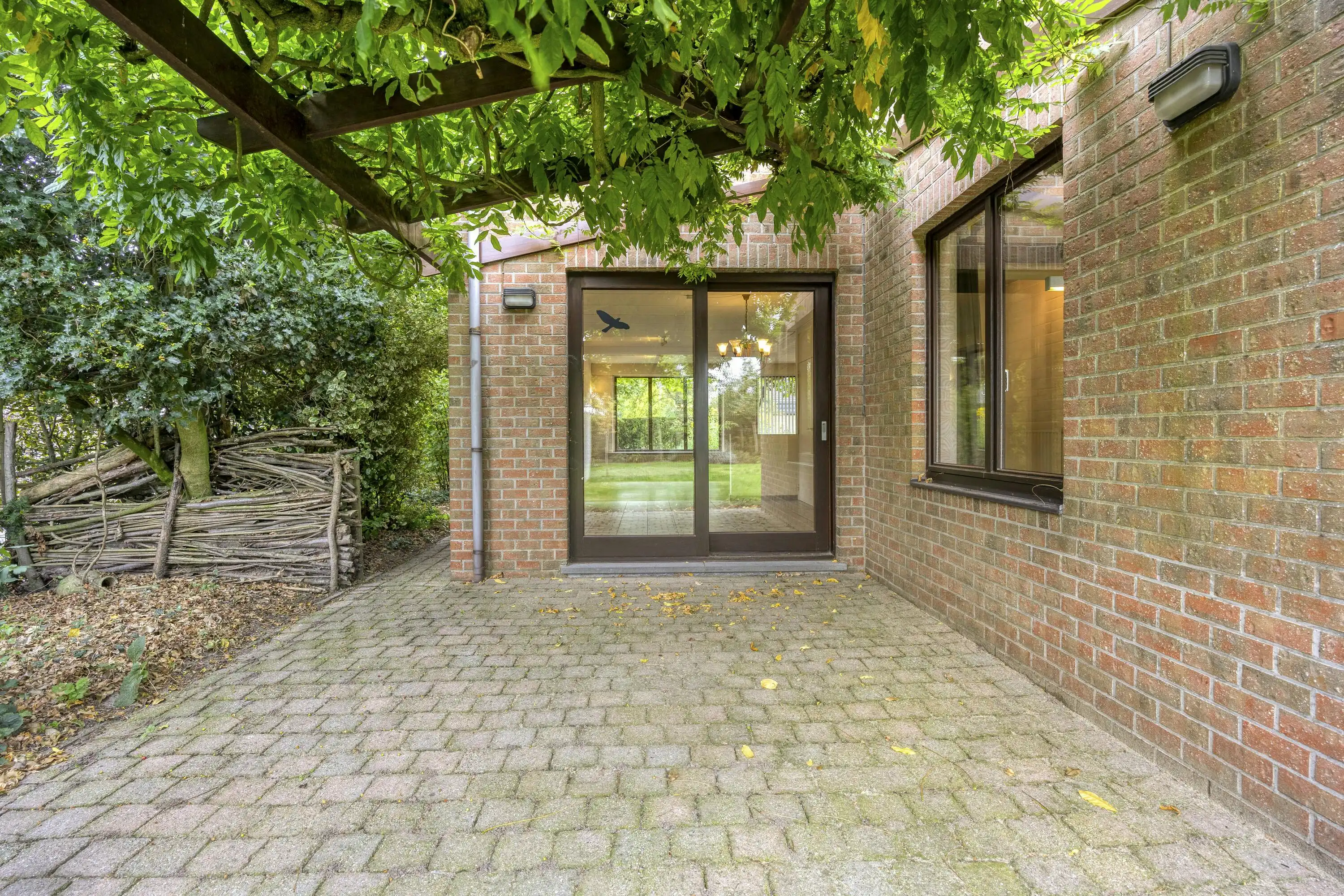 Ruime gezinswoning met groene tuin te koop in Wuustwezel! foto 33