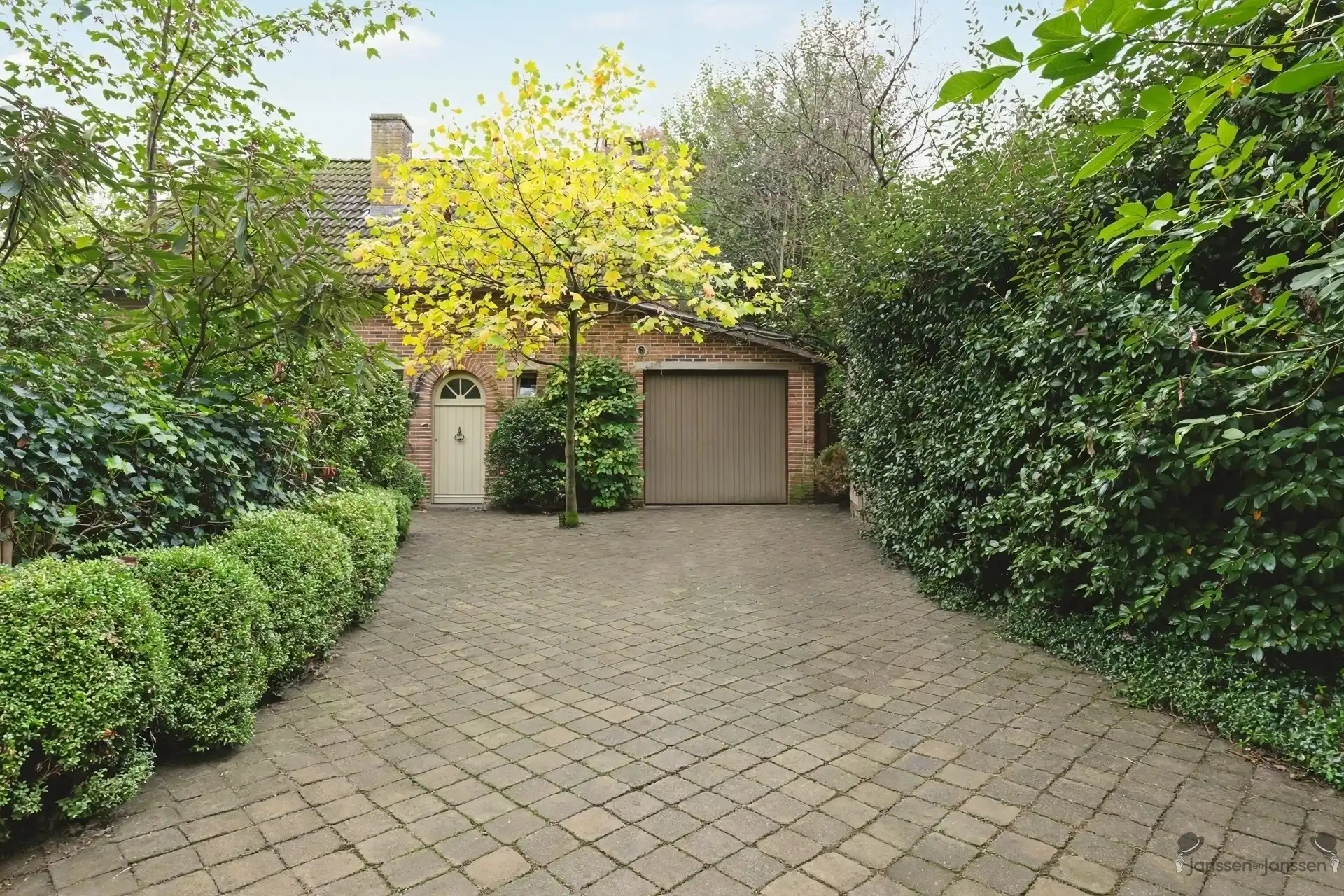Vrijstaande woning in prachtige groene omgeving op perceel van 955m² foto 29