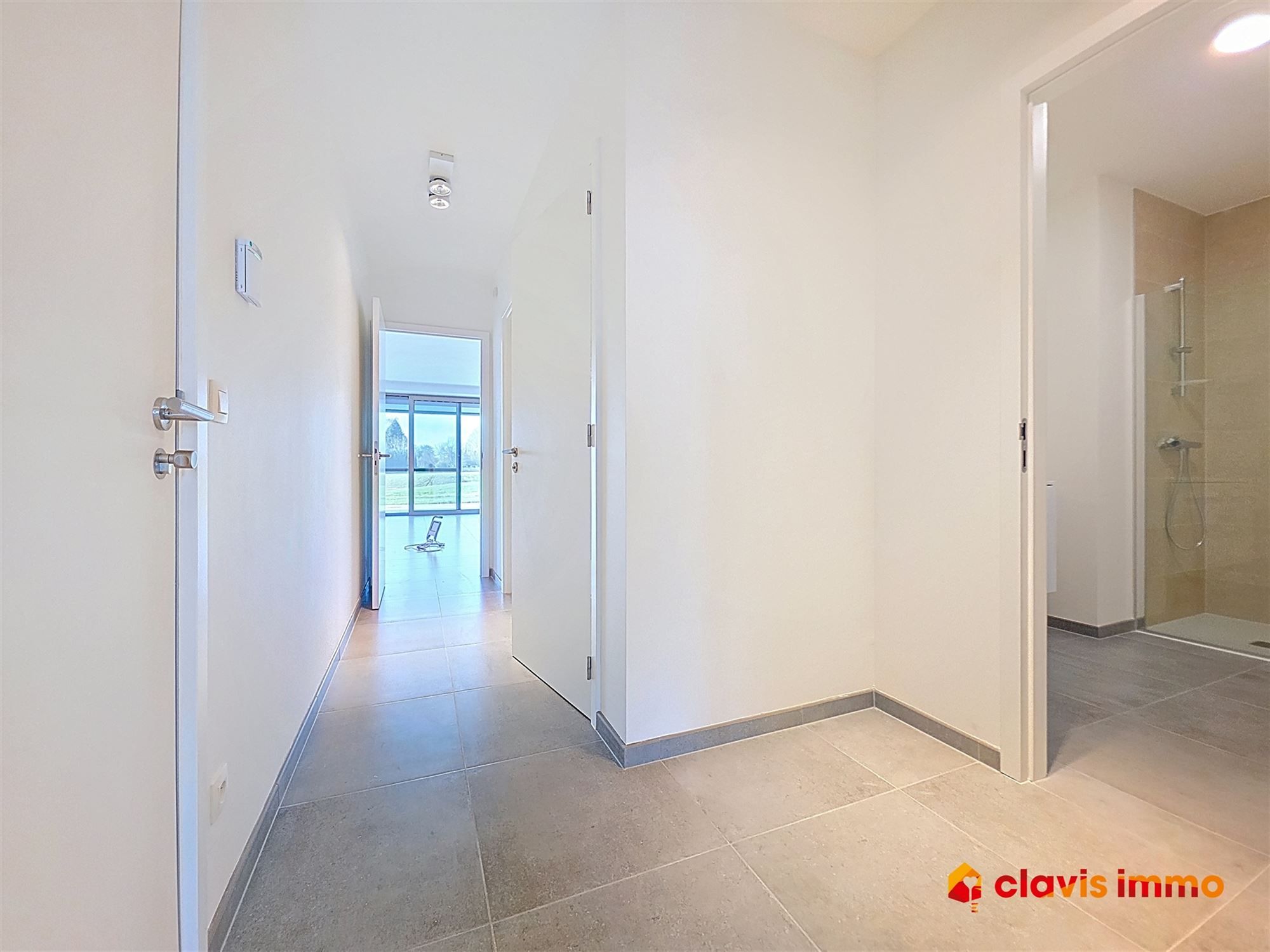 NIEUWBOUWAPPARTEMENT MET TERRAS & PARKING foto 8