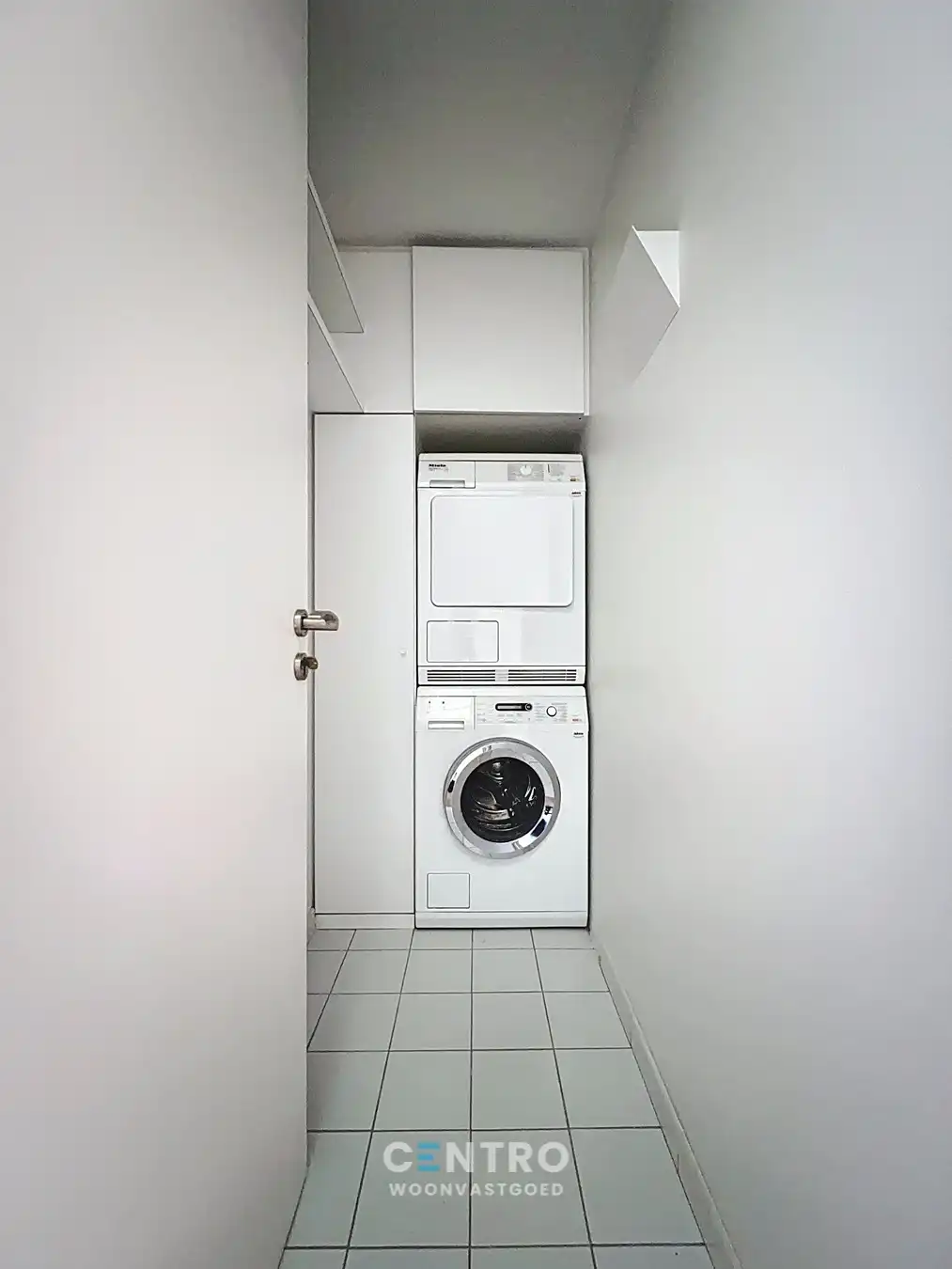 Appartement op AAA-locatie: ruim (127m²), ZONNIG doorloopappartement op de Grote markt (o.a. 2 slpk, dressing, 2 badk, 2 terrassen). foto 28