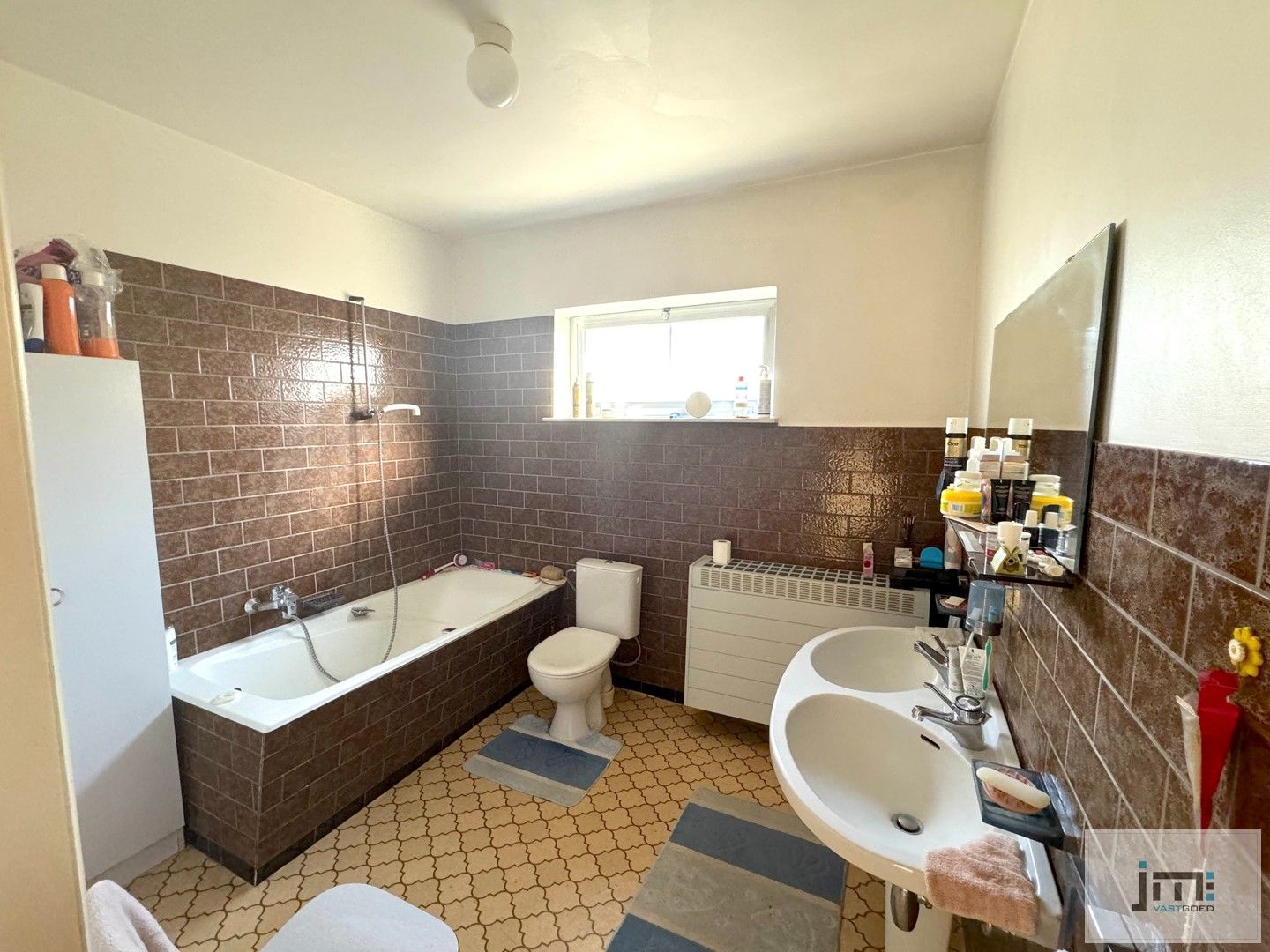 Woning met moeglijkheden foto 7