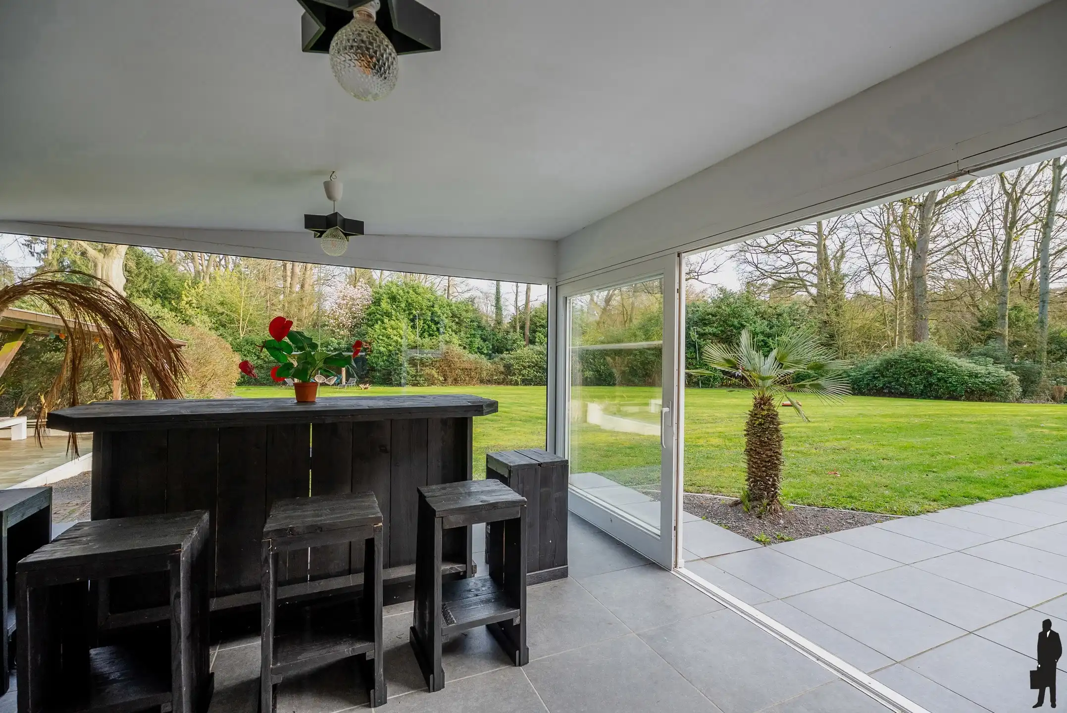 Villa op royaal perceel! foto 32