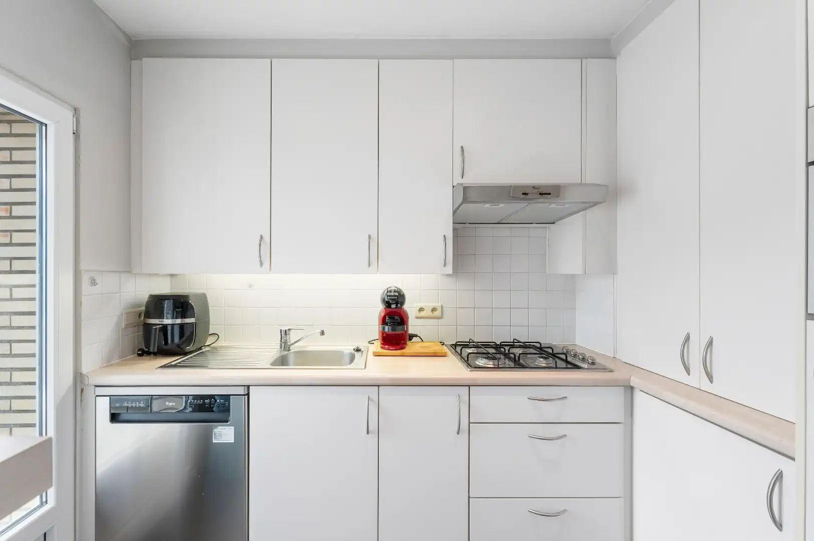 Prachtig appartement met twee ruime slaapkamers foto 5