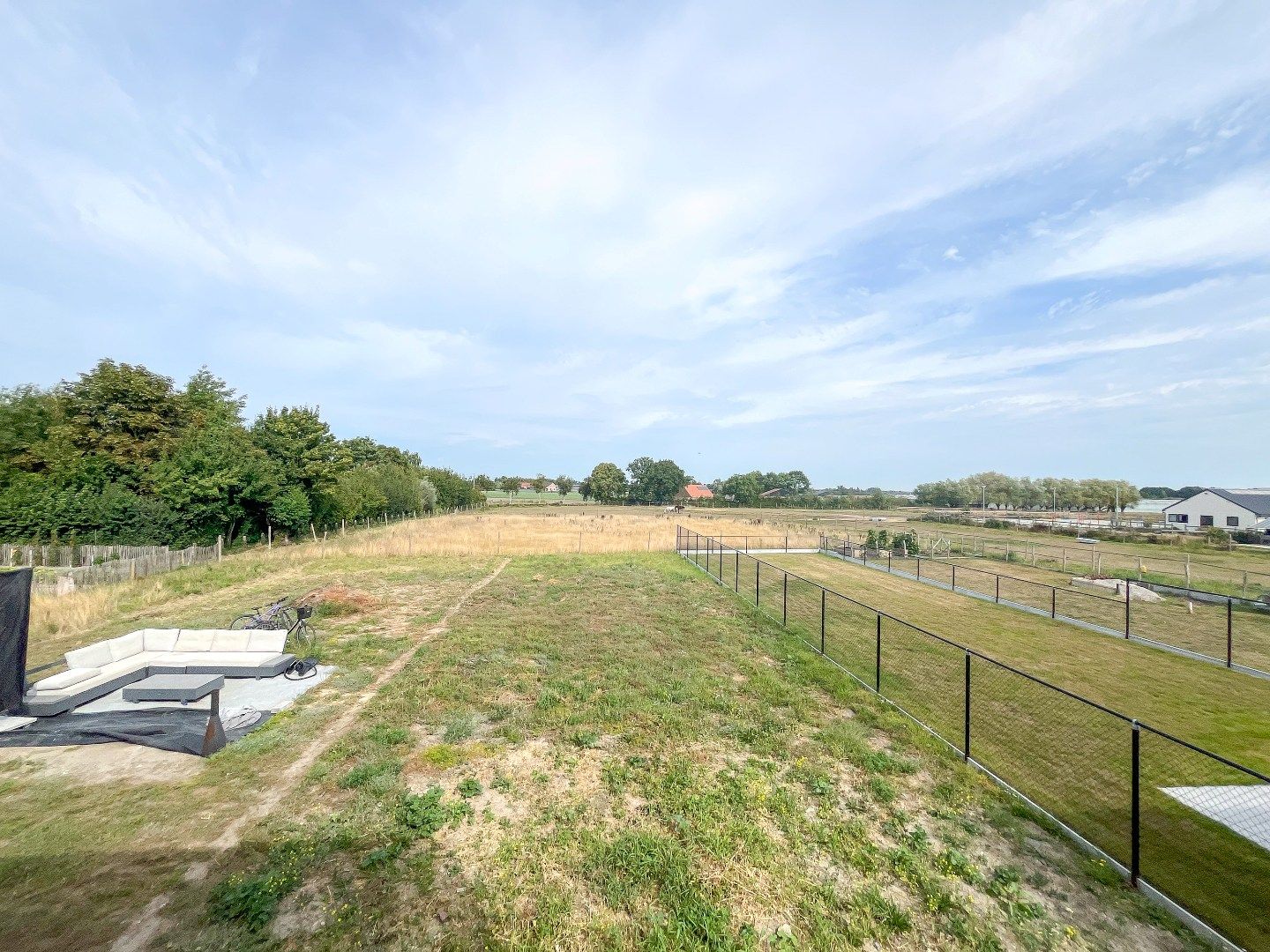 Kijkdag 13/09 van 10u tot 12u - Halfopen woning met 3 slaapkamers en landelijk verzicht! foto 26