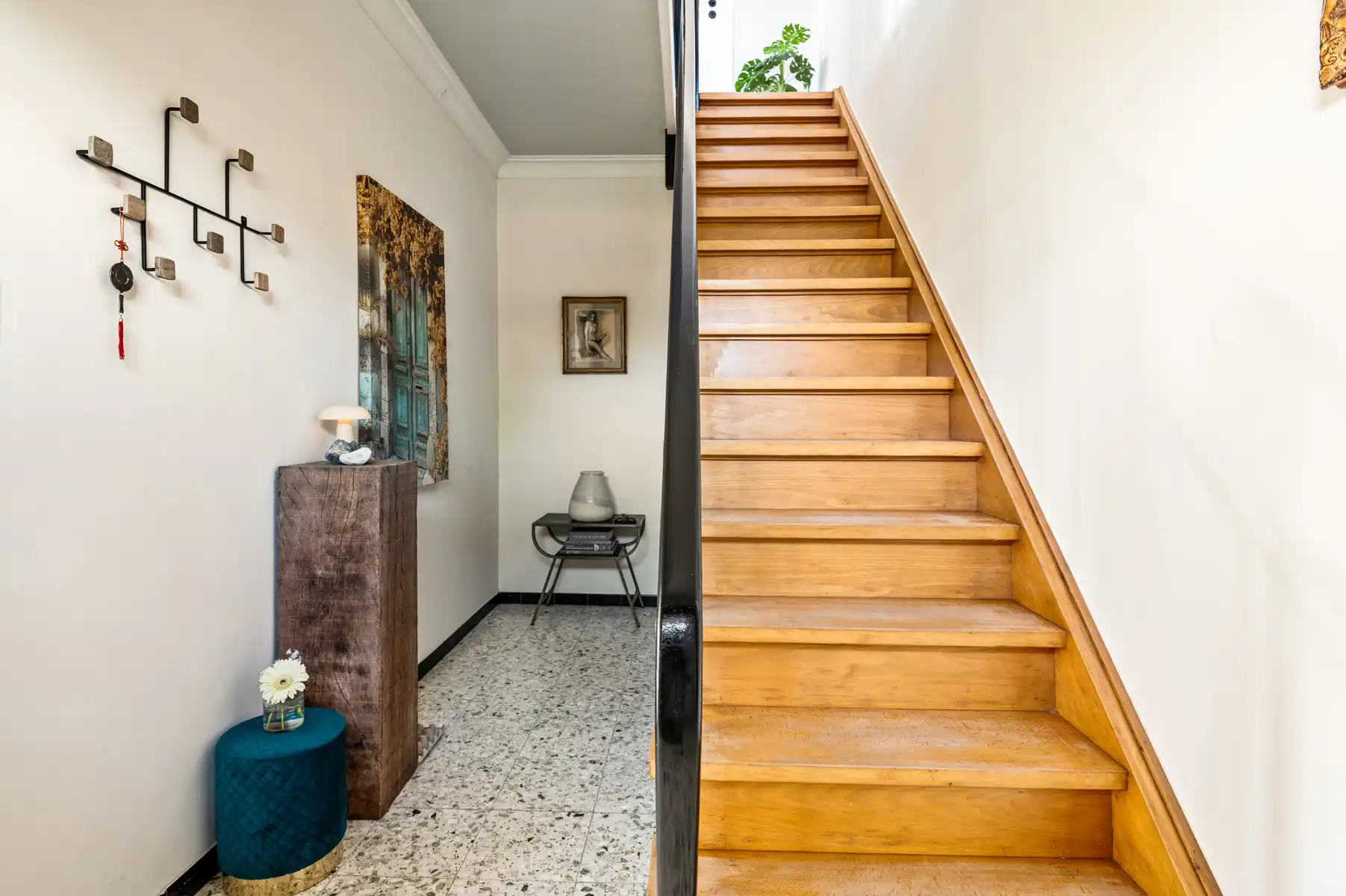 Woning met stalling/bijgebouw op 1,3Ha foto 3