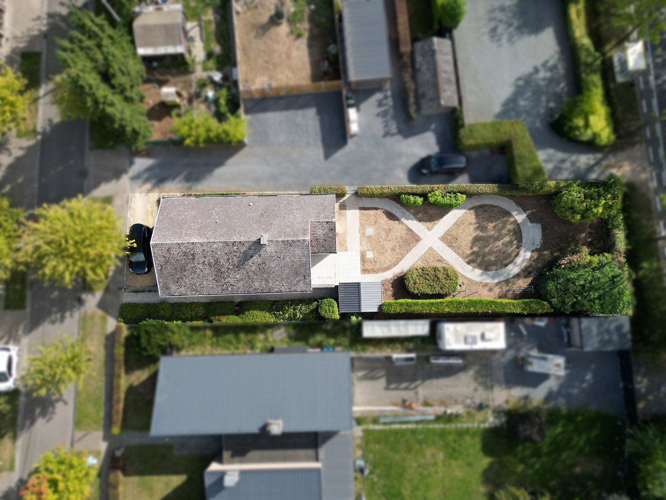 TRAPLOZE WONING MET ZONNIGE TUIN foto 23