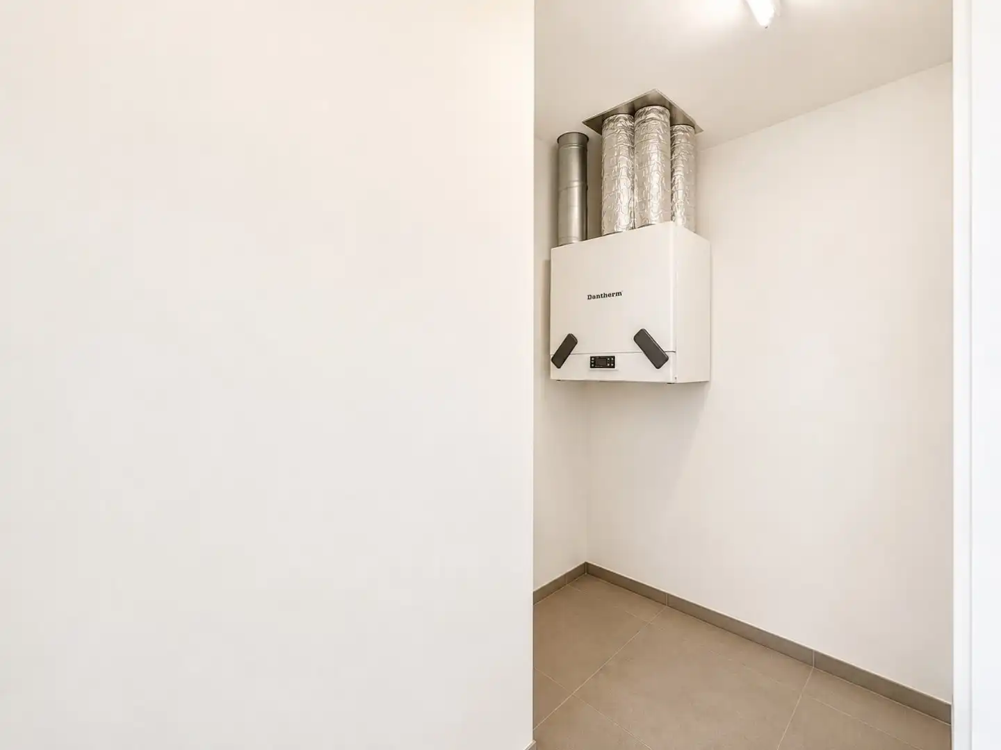 Te huur: moderne woning met panoramisch uitzicht in Deinze (Meigem) foto 20