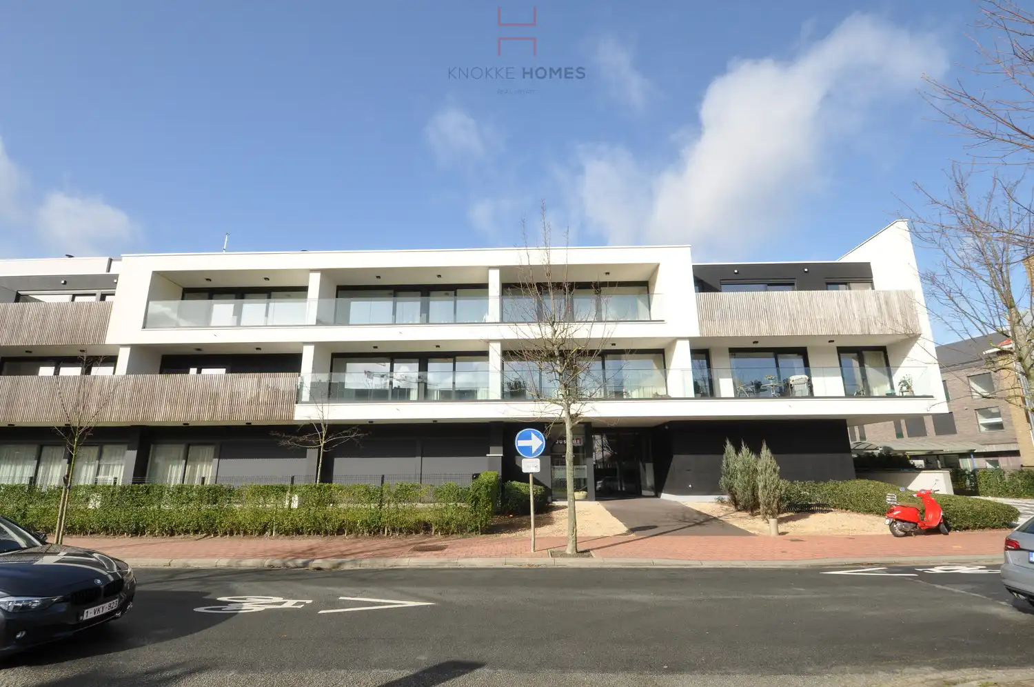 Serviceflat in een groene omgeving nabij het Zegemeer en het centrum van Knokke foto {{pictureIndex}}