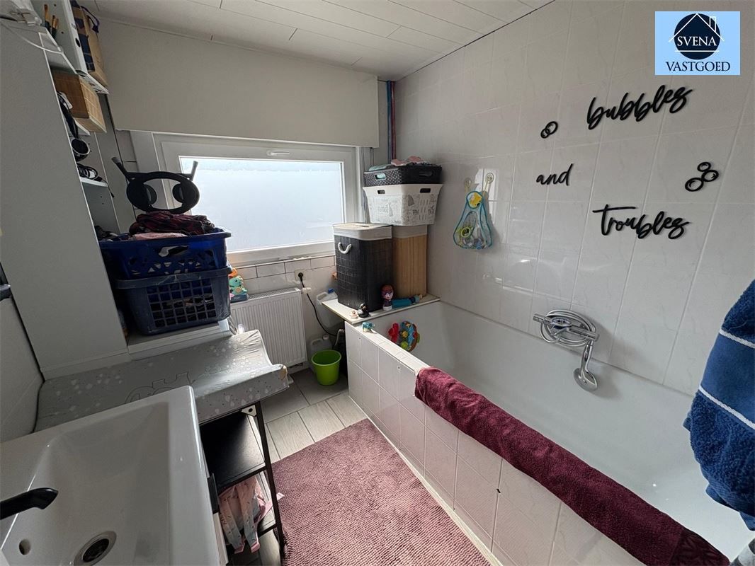LEUKE HOB MET 3 SLAAPKAMERS, GARAGE EN TUIN foto 12