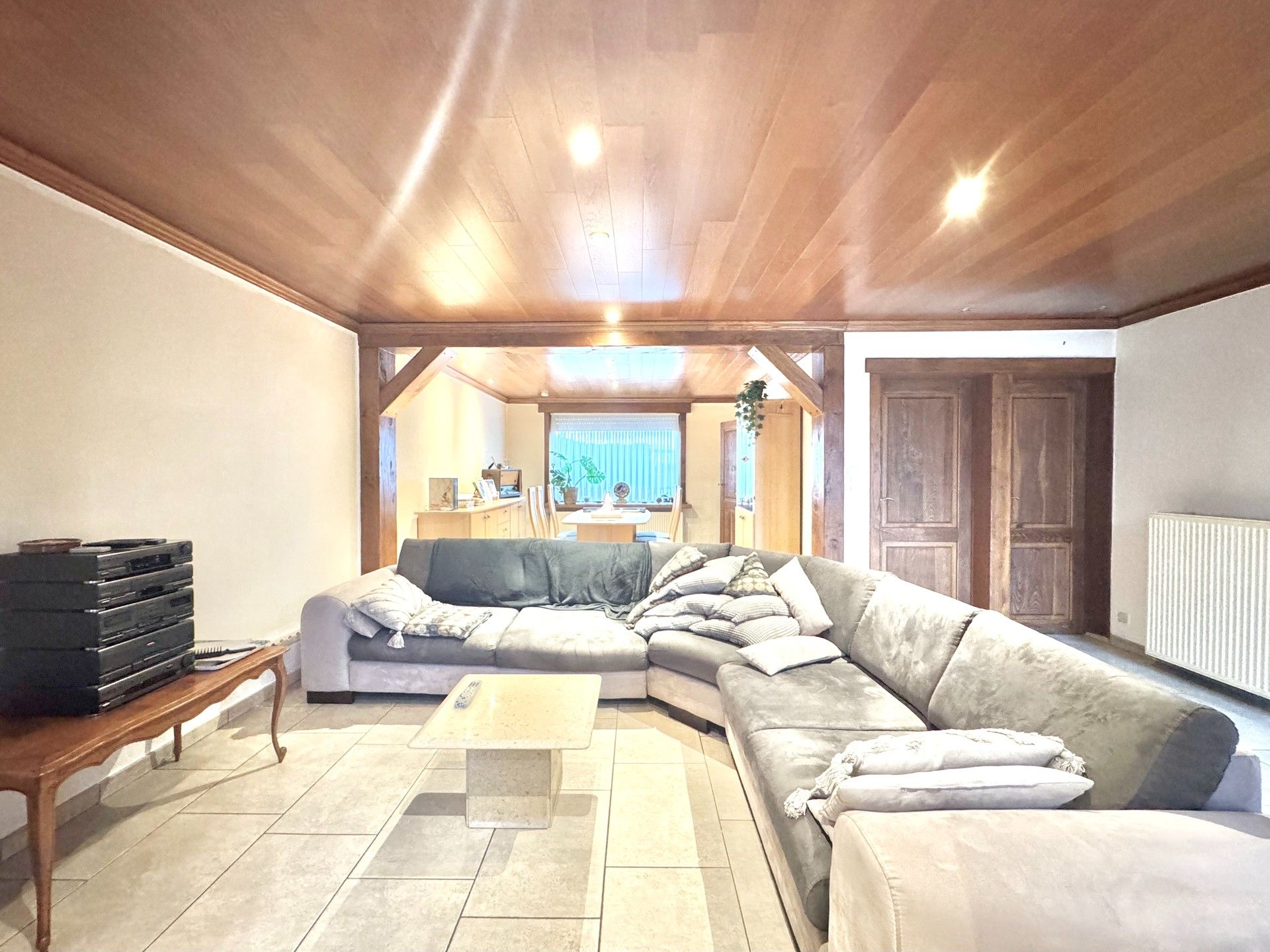 WONING MET TUIN & GARAGE OP 240 M² foto 5