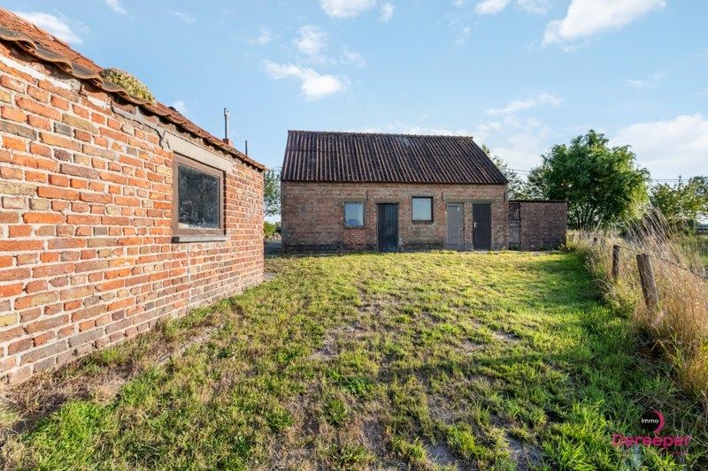 Bouwgrond van 1035 m² met landelijke ligging  foto 21