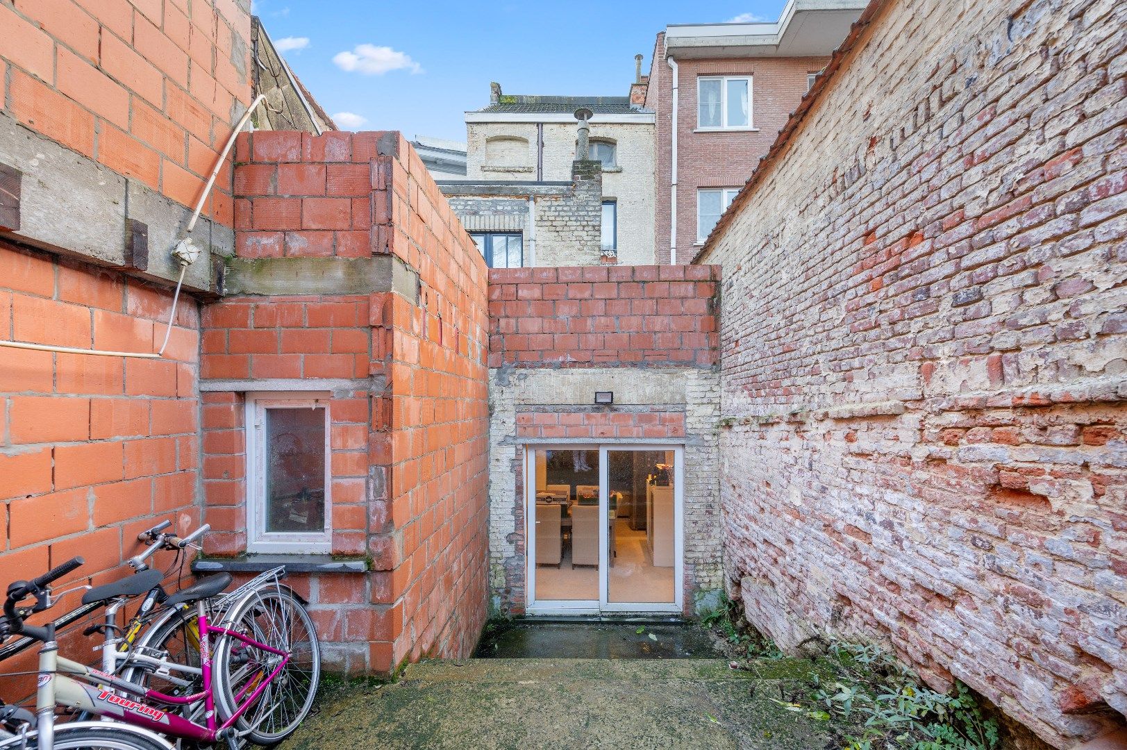 Centraal gelegen gezinswoning met 6 slaapkamers foto 25