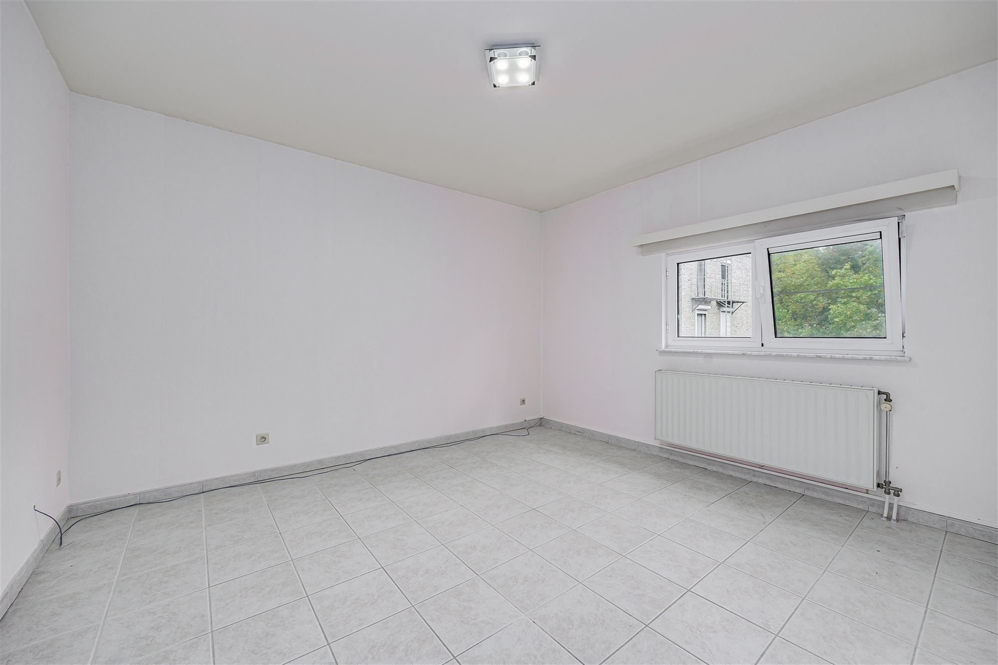 Ruim 2 slpk appartement, terras en P te Hoboken foto 8