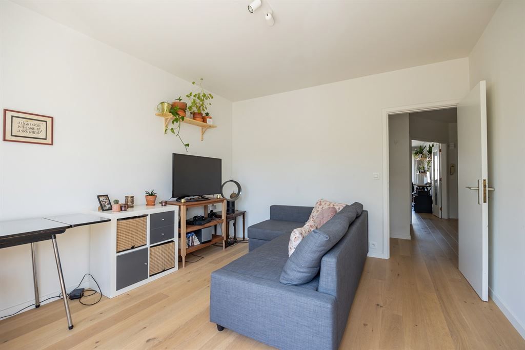 Gerenoveerd appartement met optionele garagebox foto 10