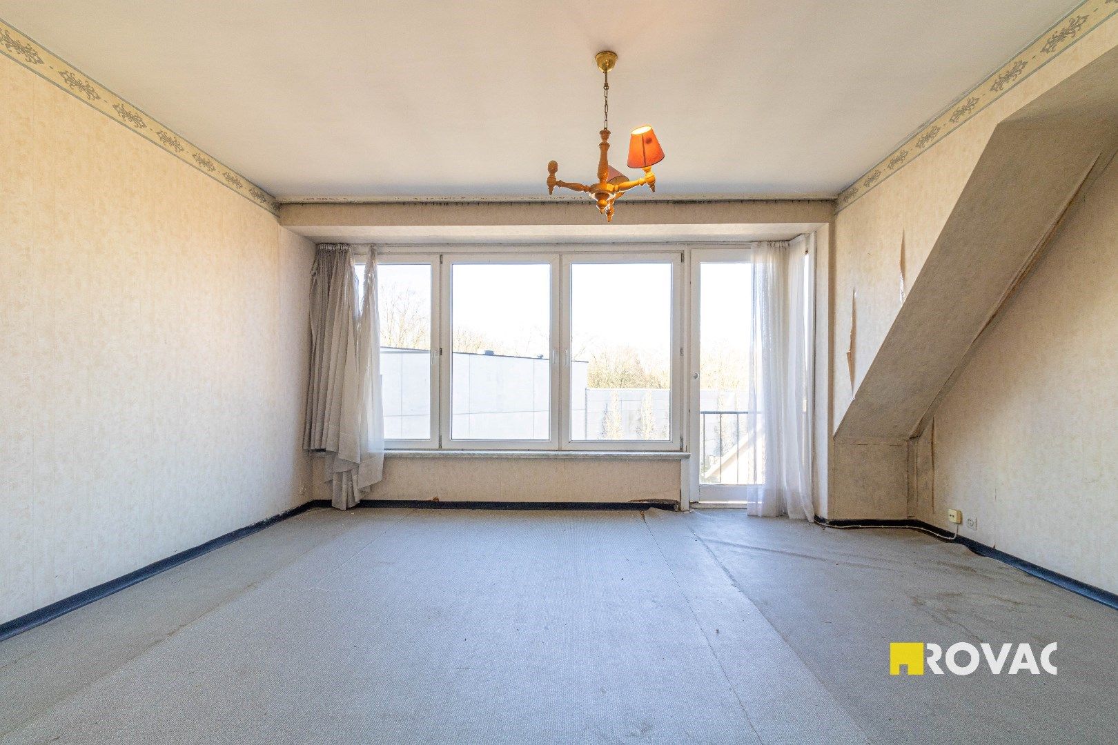 Bel-étagewoning met garage in centrum Izegem foto 17