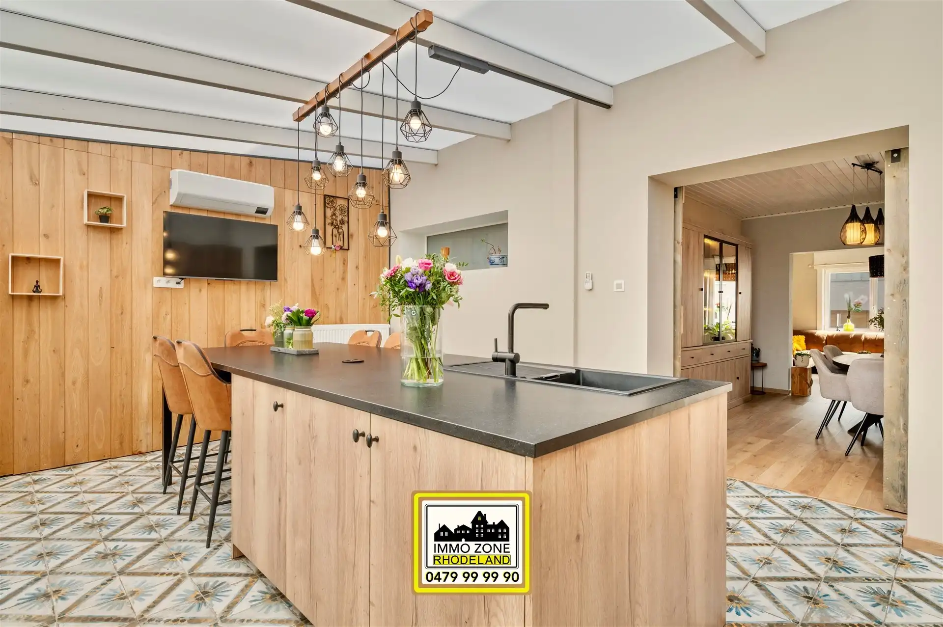 Instapklare woning met 3 slpks, 2 bdks, garage en tuin foto 17