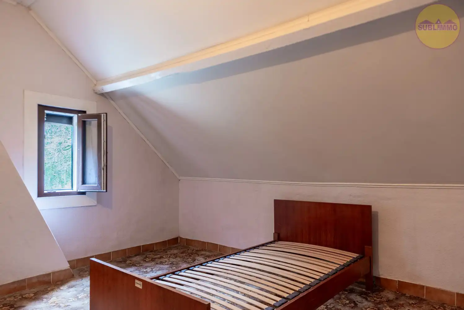 Charmante halfopen bebouwing op idyllische bosrijke locatie – uniek renovatieproject foto 23