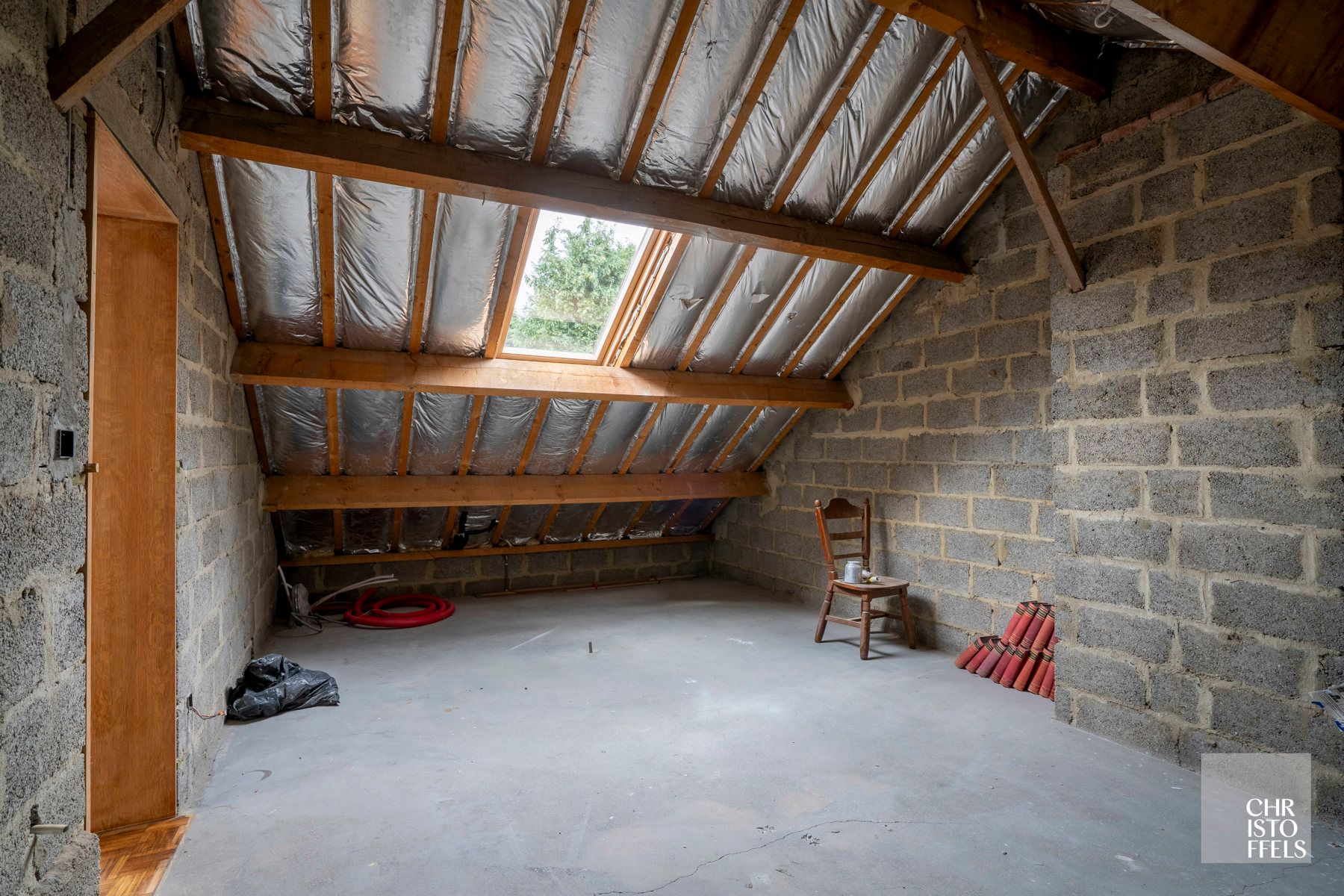 Instapklare, karaktervolle woning met eventuele praktijkruimte (229m²) te Genk!  foto 20