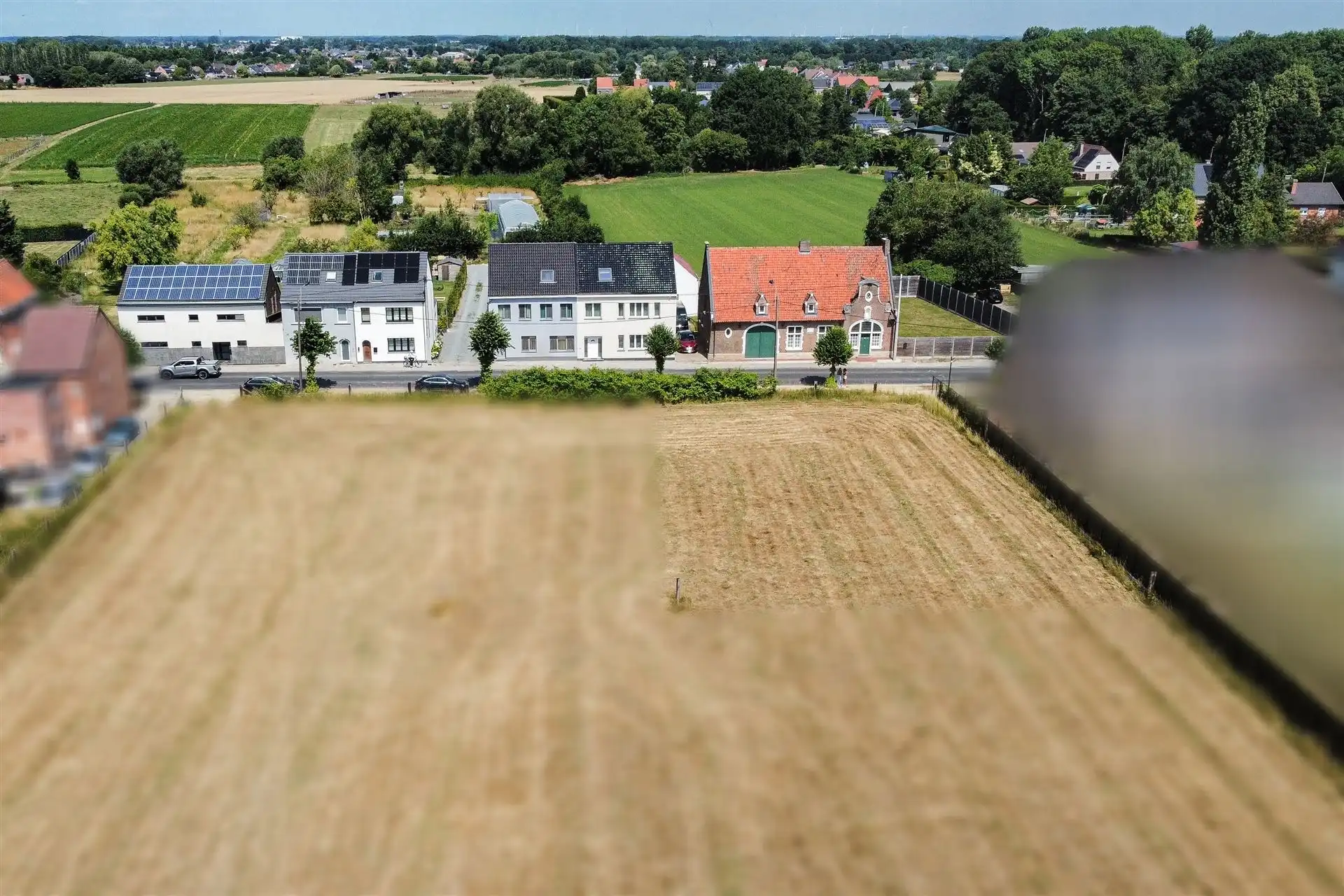 Gunstig gelegen bouwgrond voor een open bebouwing.  foto 2