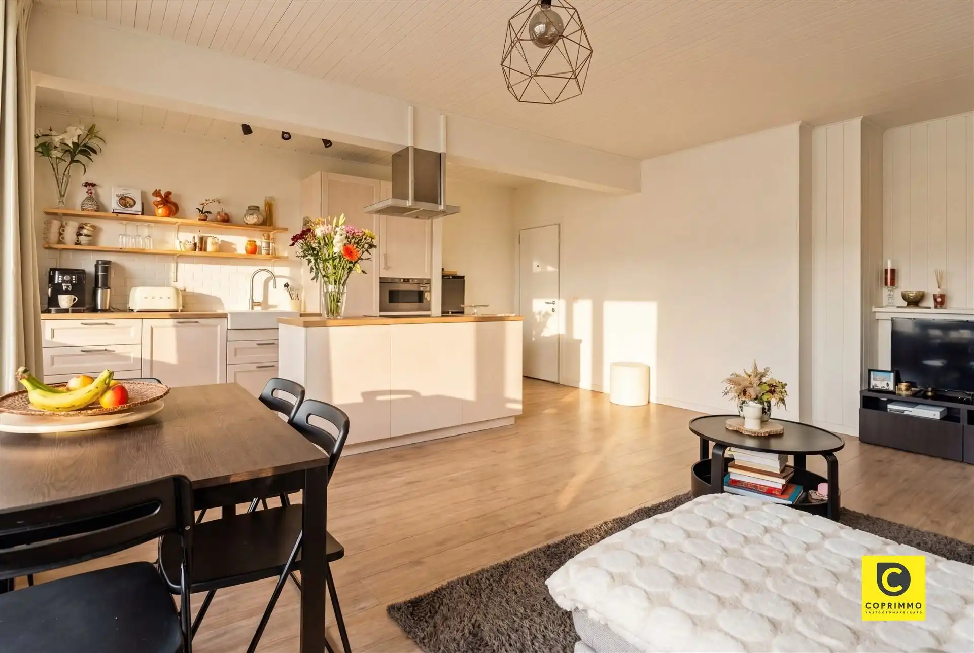 Gezellig 2 slaapkamer appartement foto 3