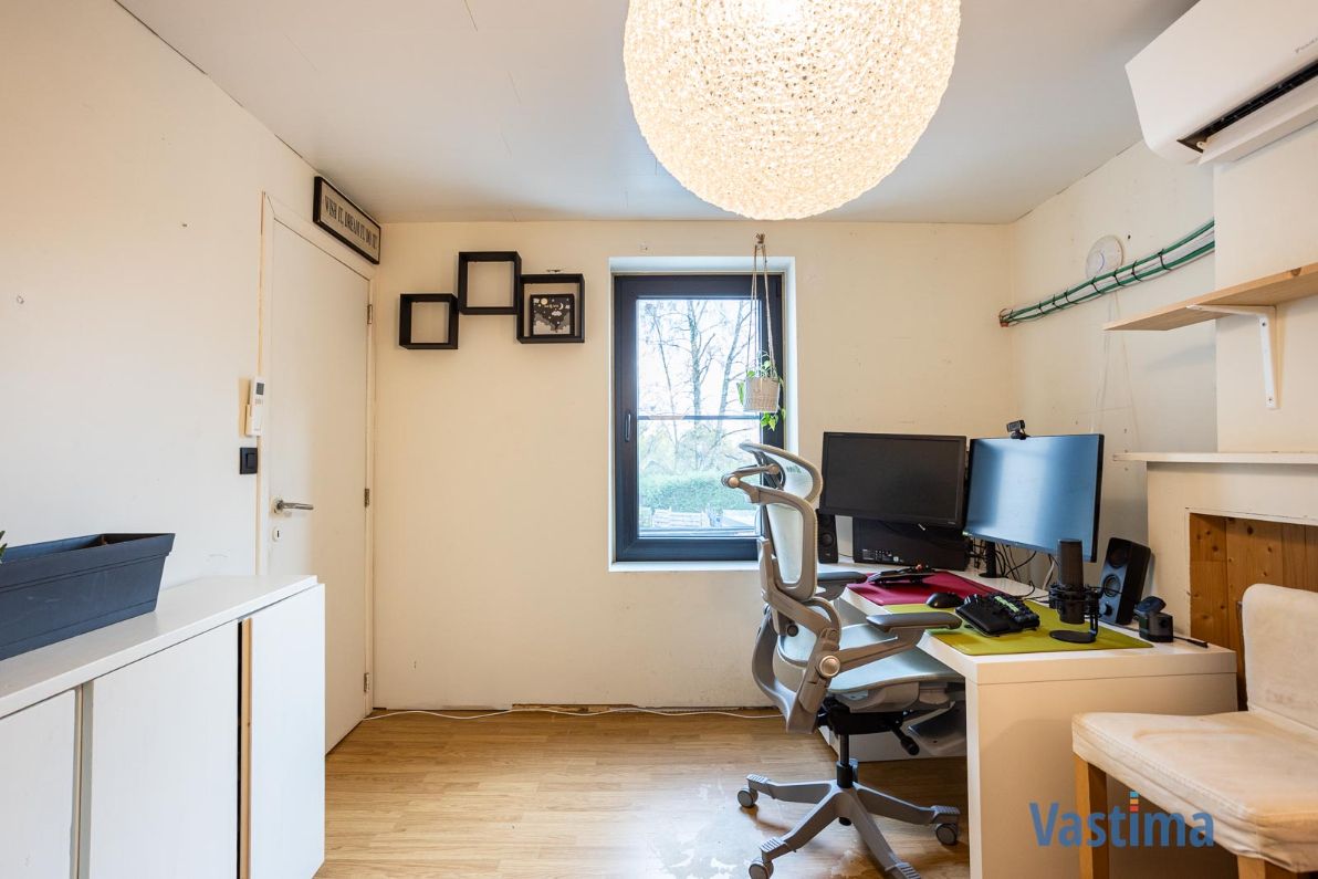 Super energiezuinige gezinswoning met tuin in hartje Nieuwerkerken foto 13