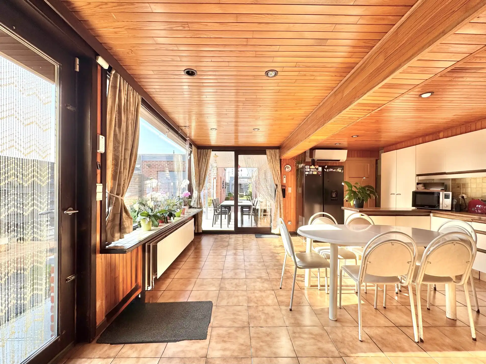 RUIME ALLEENSTAANDE WONING | 4 KAMERS | GARAGE | TUIN | EPC 250 | 440 M² foto 11