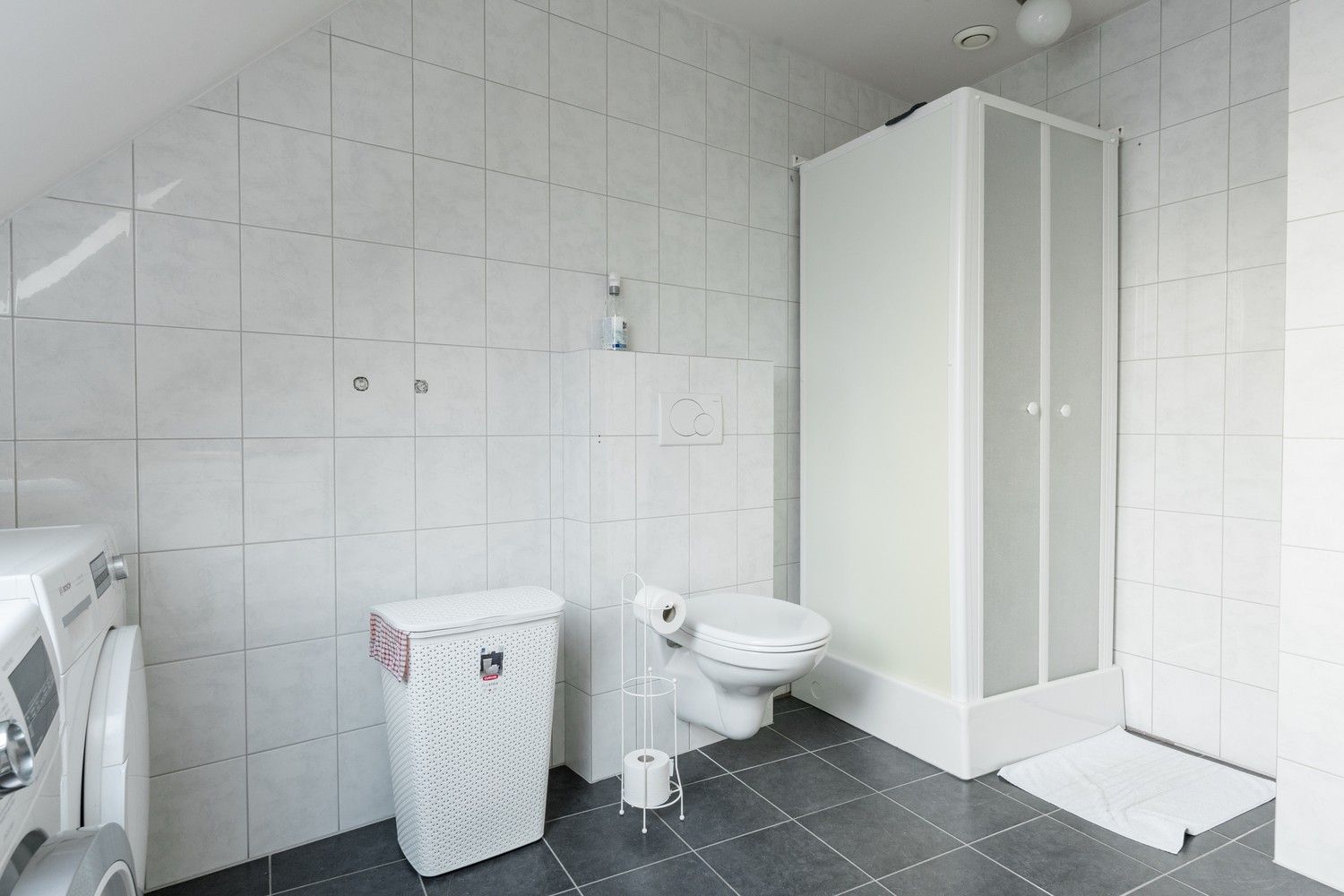 Ruim duplex appartement met 3 slaapkamers in het centrum van Hamont. foto 12