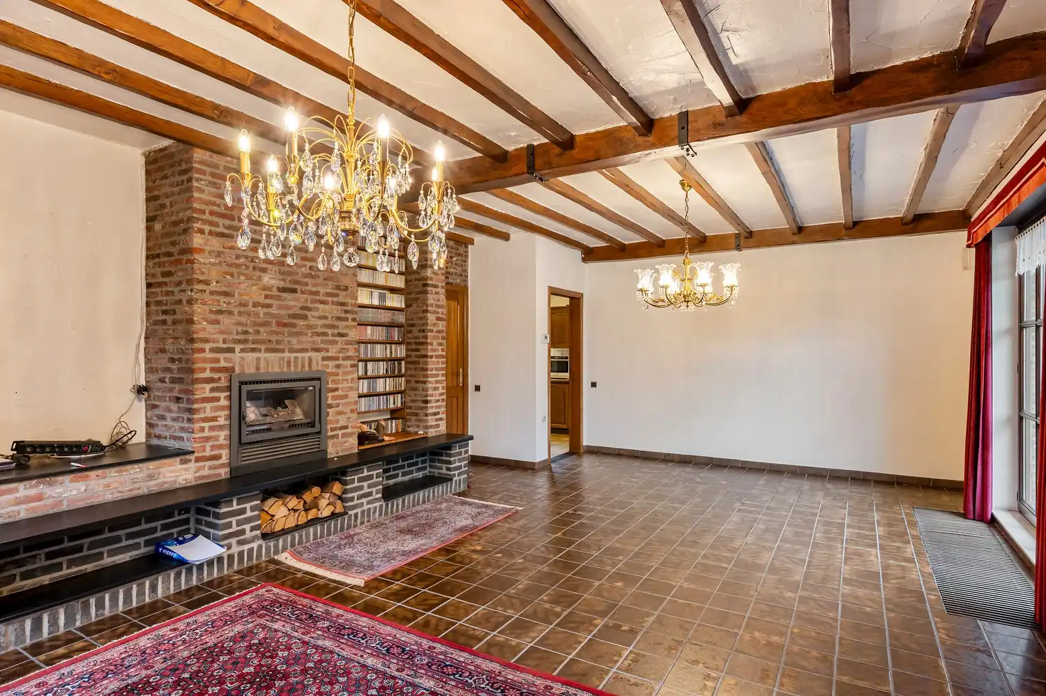 PRACHTIGE OP TE FRISSEN WONING OP EEN RUSTIGE LOCATIE foto 6