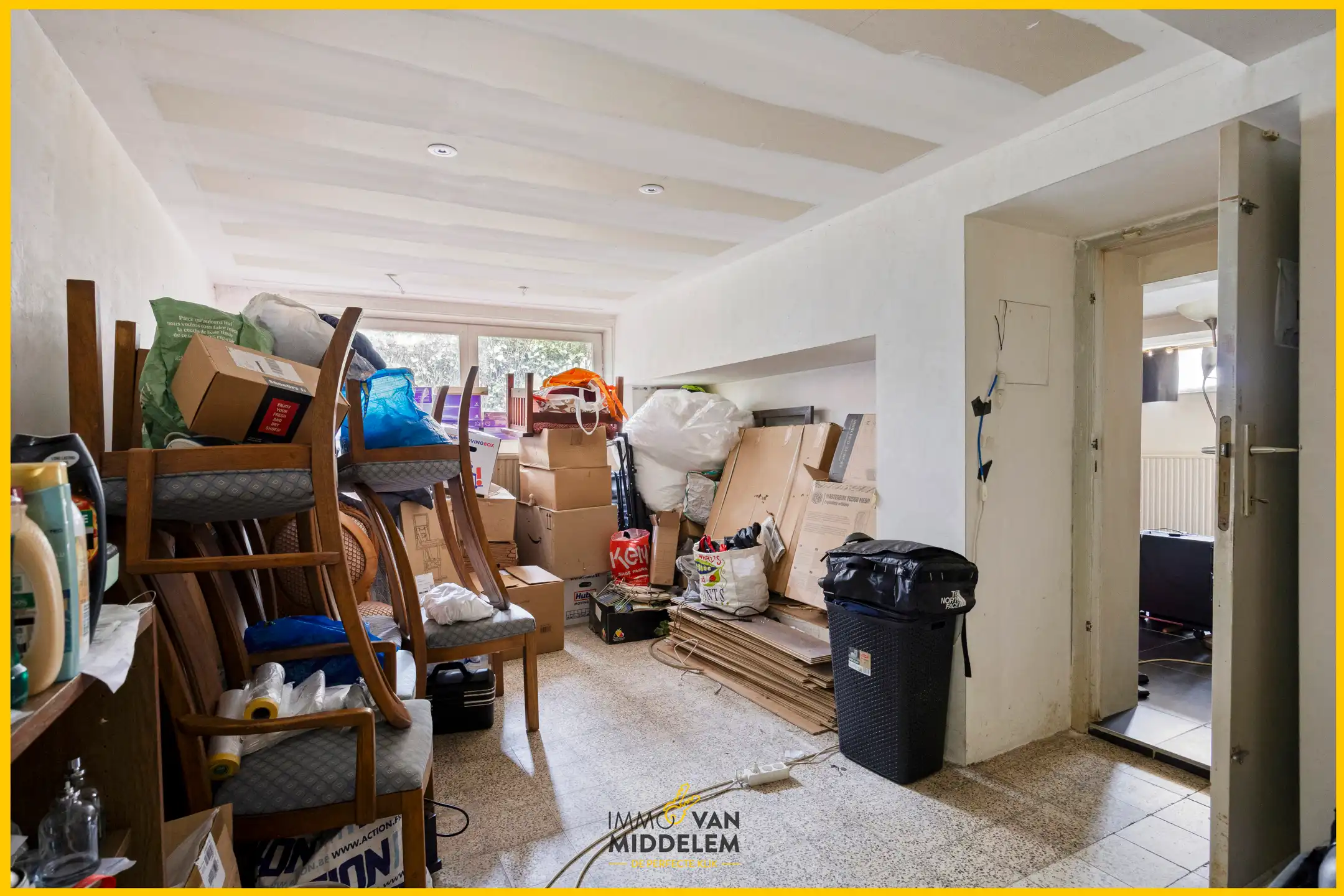 RUIME WONING MET 6 KAMERS EN GROTE TUIN foto 17