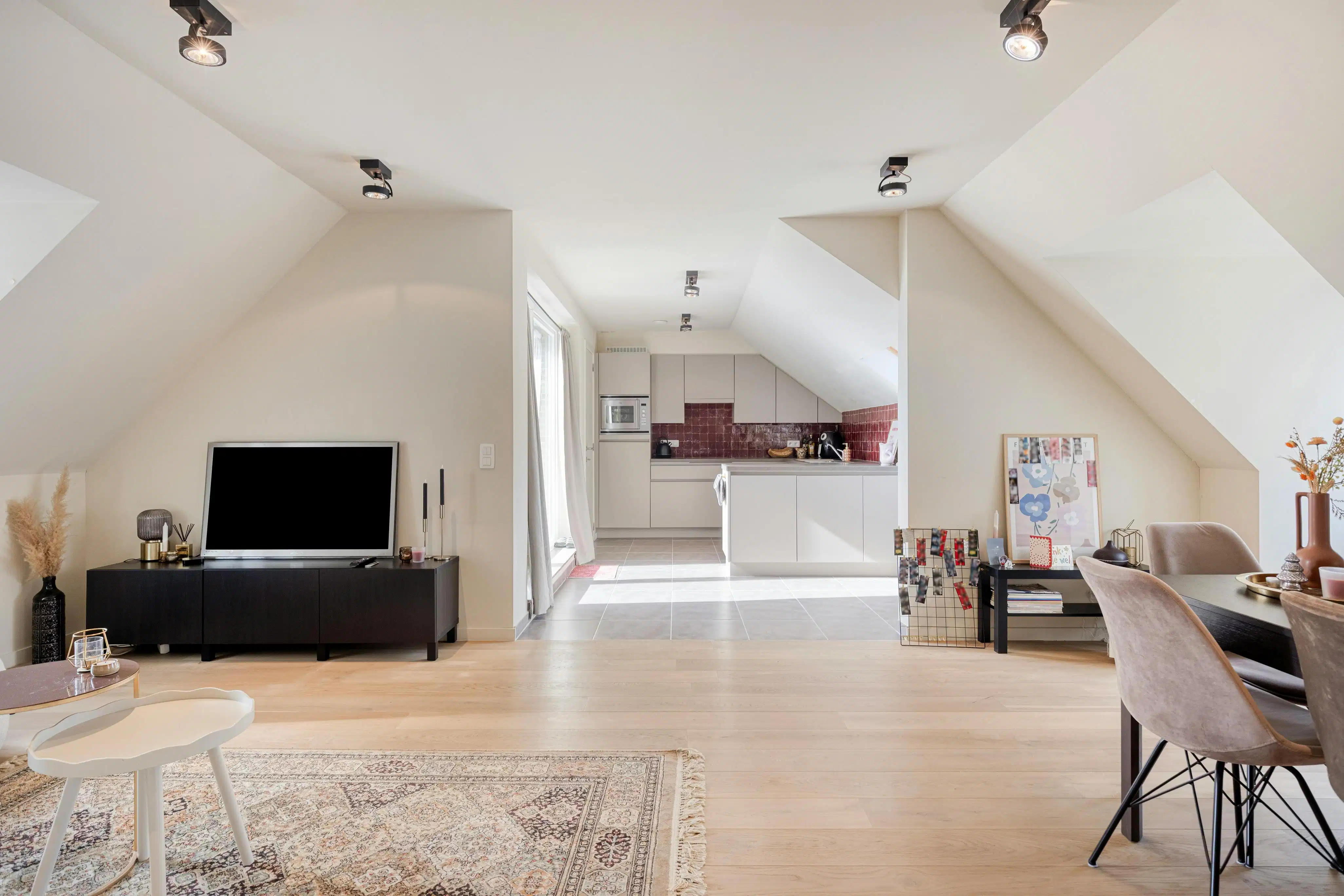 Luxueus appartement met 2 slaapkamers te koop in Brugge foto 3