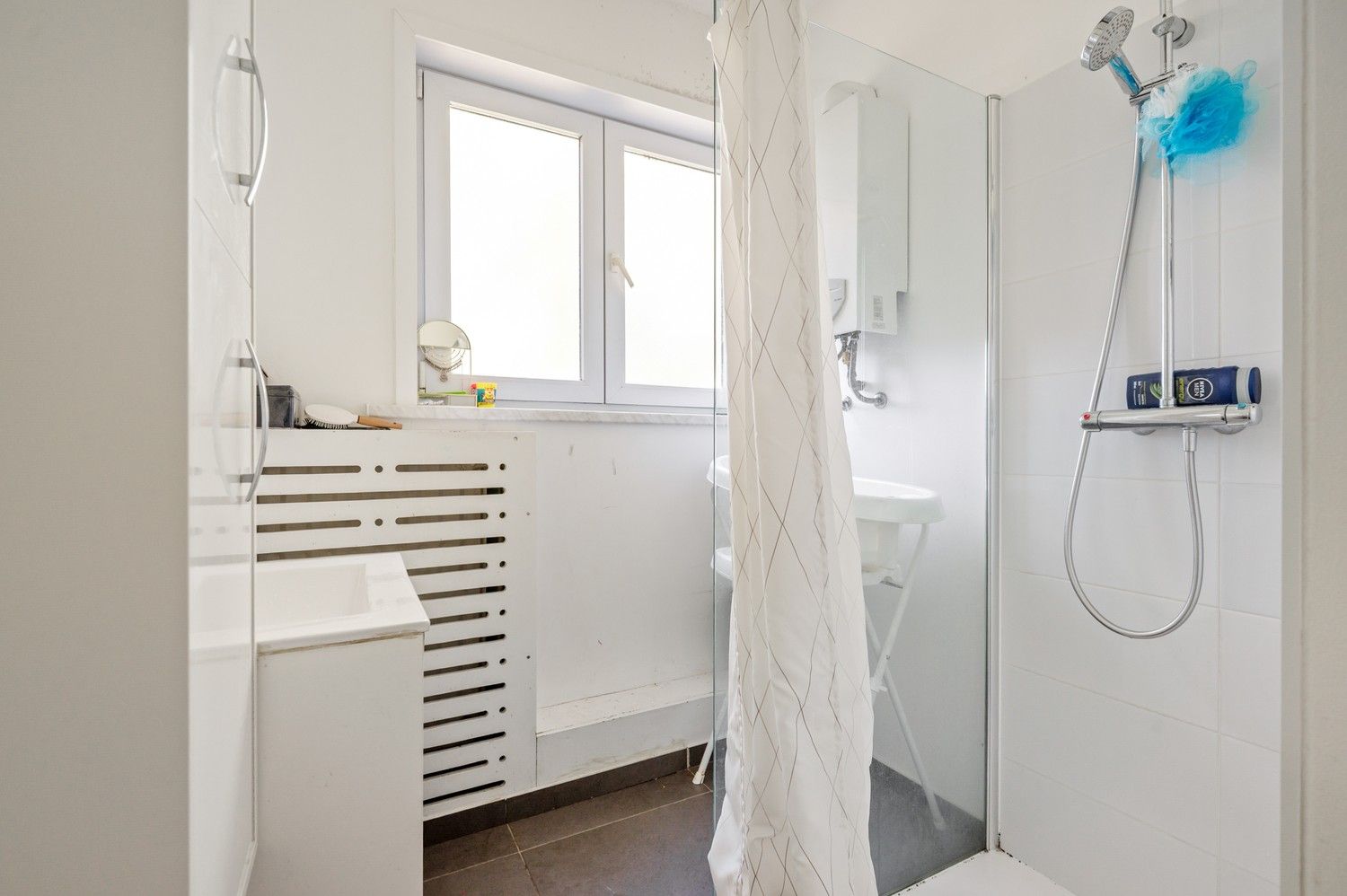 Appartement op de tweede verdieping met 2 ruime slaapkamers te Antwerpen! foto 9