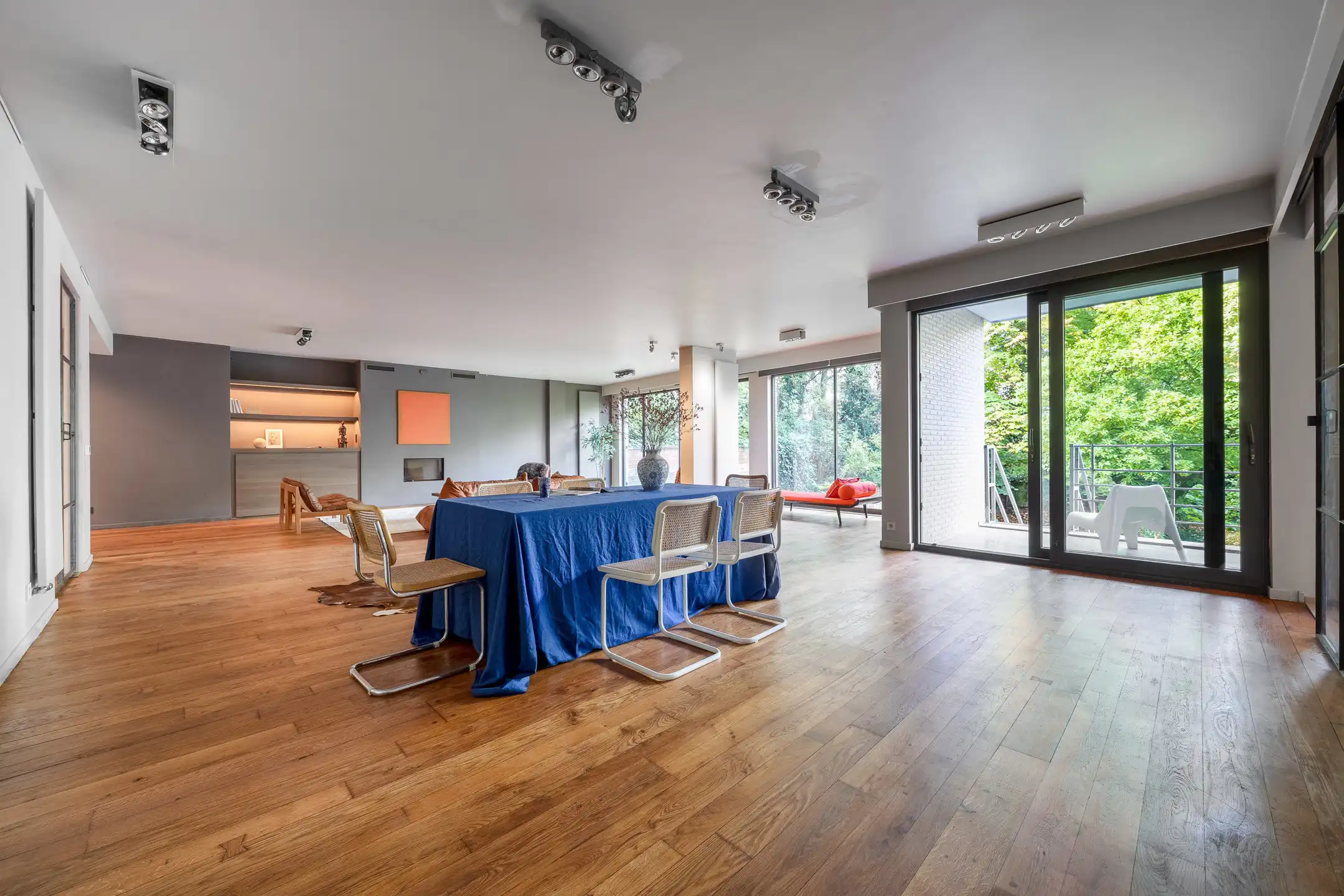 Duplex met zwembad en tuin op uitstekende locatie in Berchem foto 9