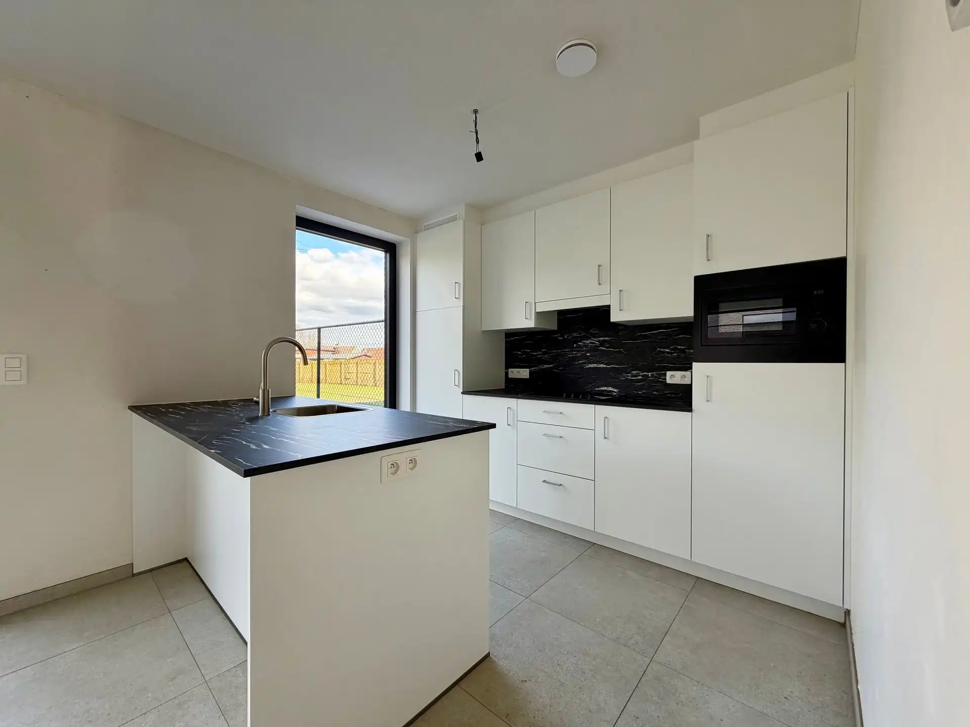 Nieuwbouwwoningen - instapklaar, energiezuinig, prachtige ligging en 3 slaapkamers foto 6