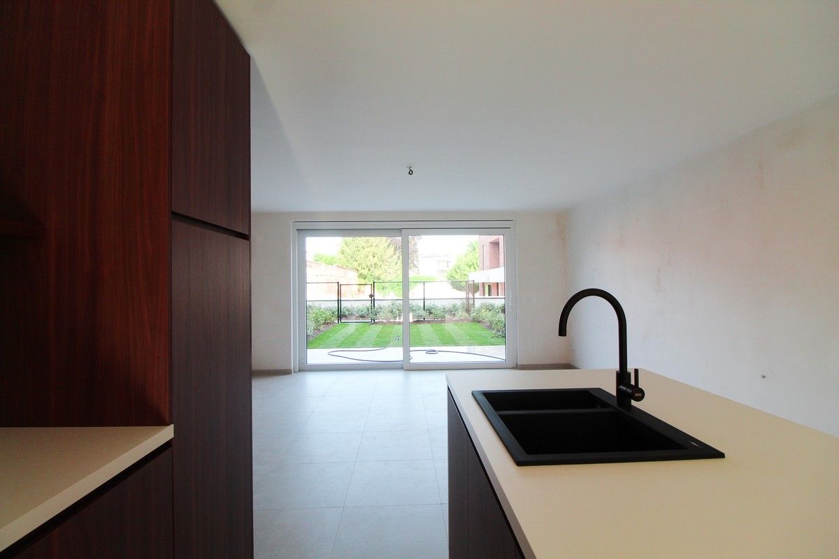 Hectaar bouwt 3 nieuwbouwwoningen nabij centrum Kortrijk foto 10