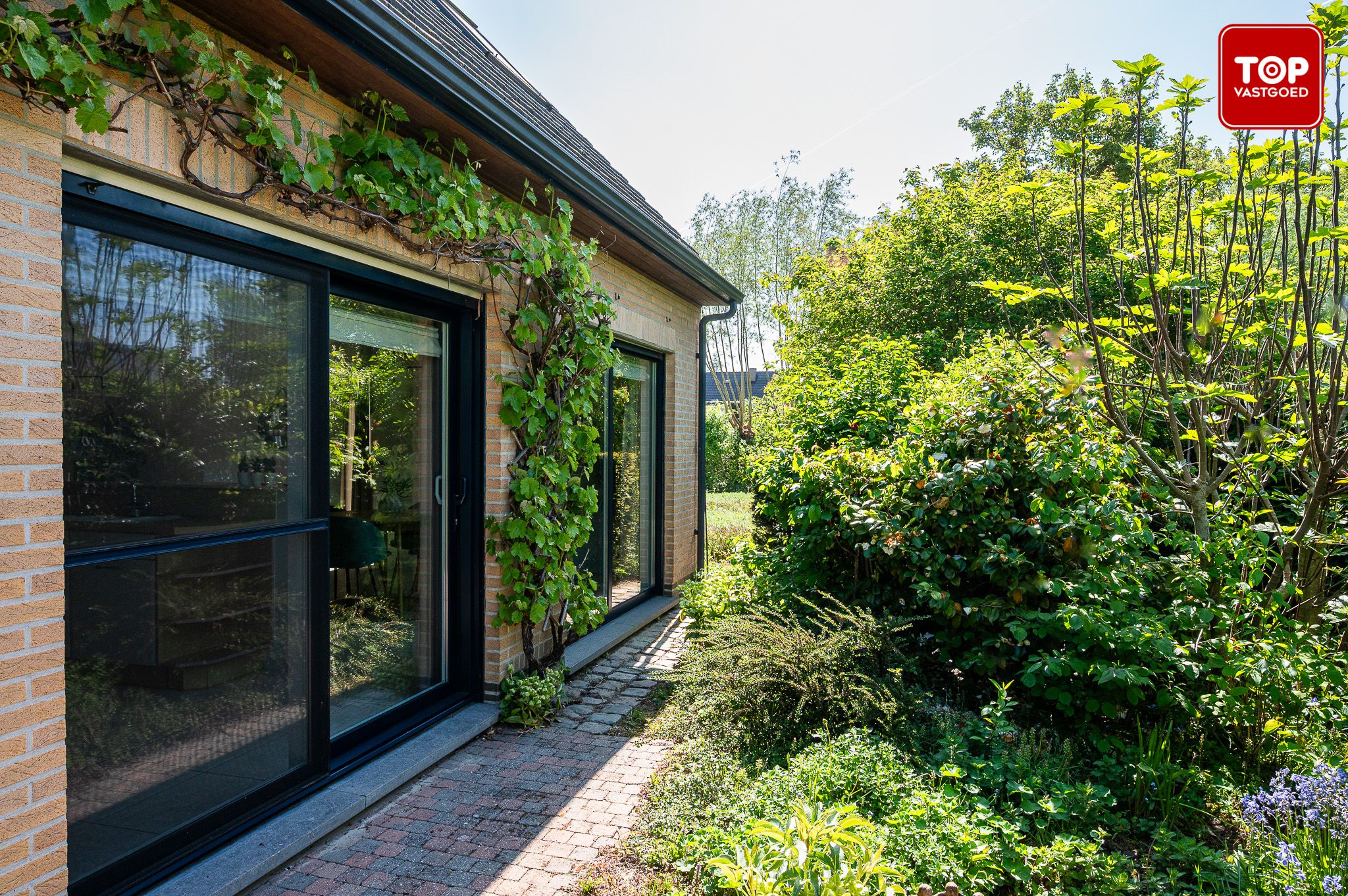 Villa met 6 slaapkamers en prachtige tuin foto 4
