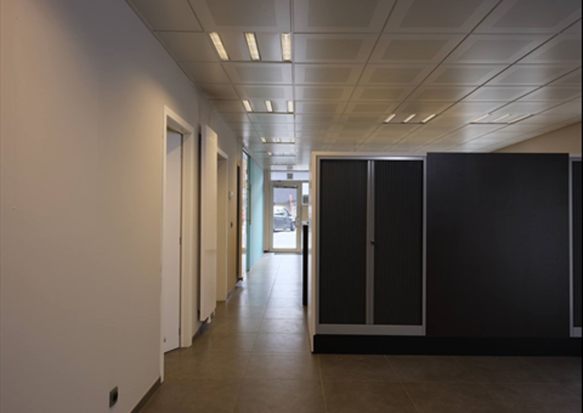 Centraal gelegen gelijkvloerse kantoorruimte te Aalst foto 5