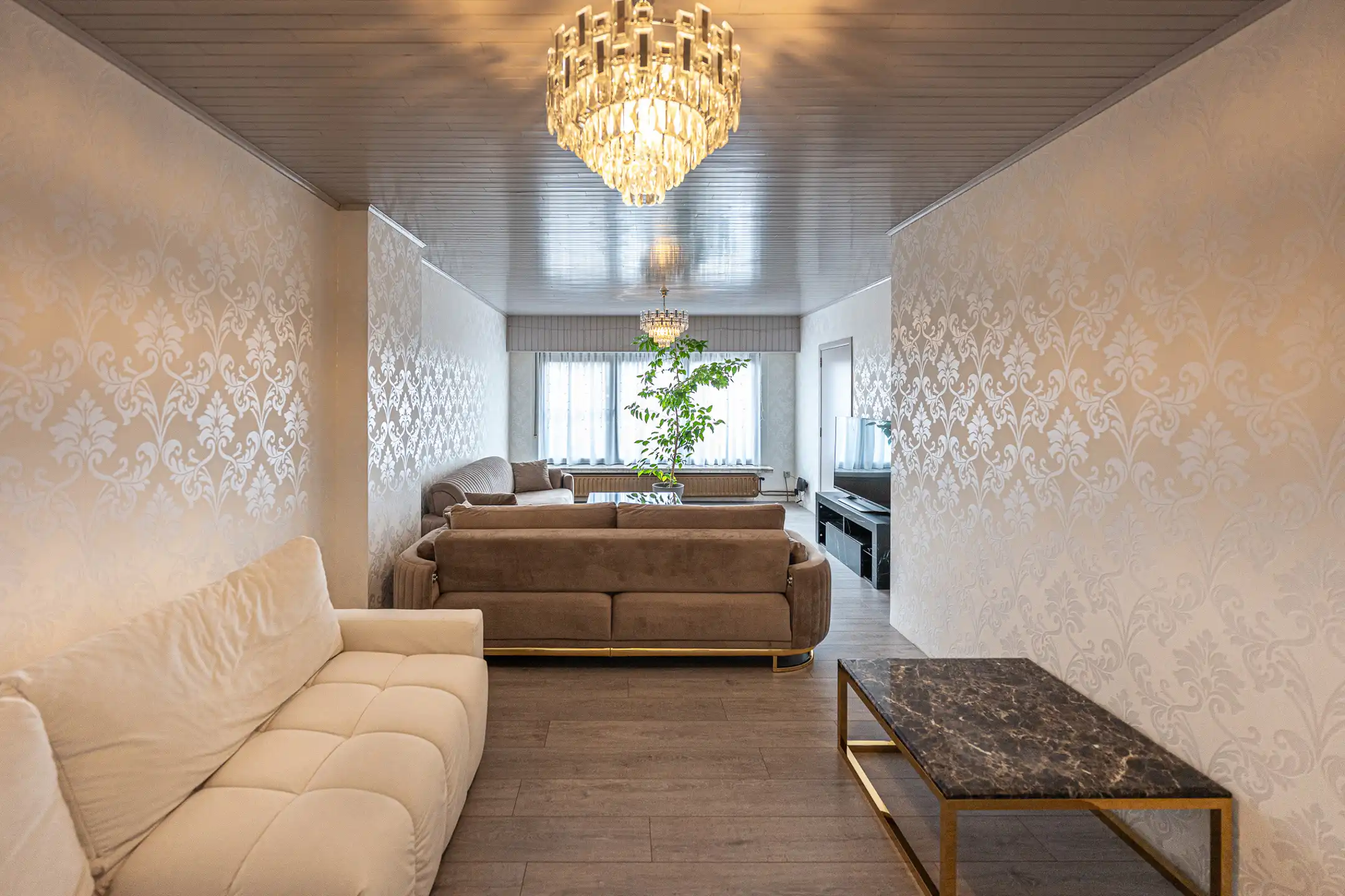 Aangenaam gezinswoning met garage en tuin foto 17