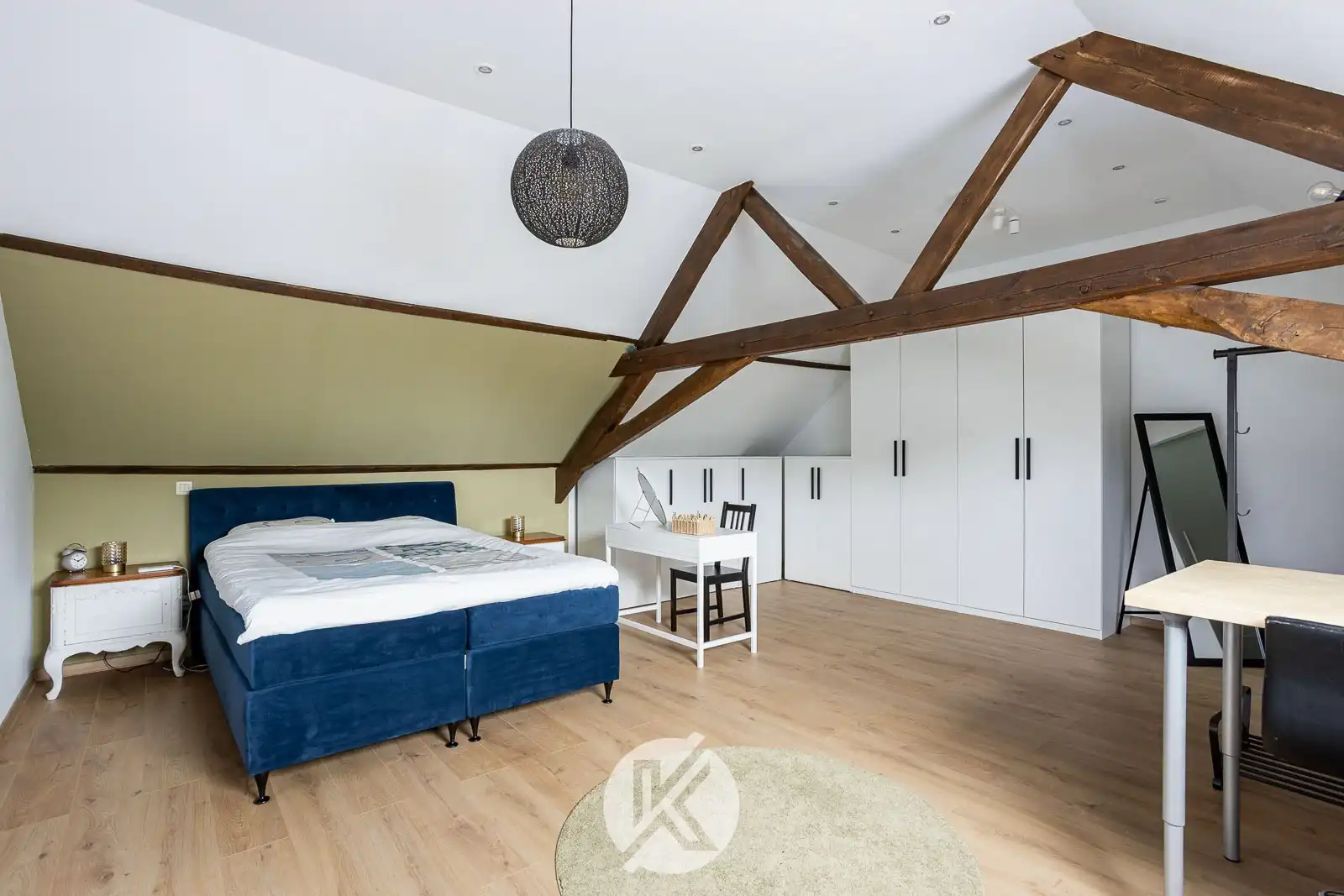 Stijlvol gerenoveerde woning op leuke ligging foto 16