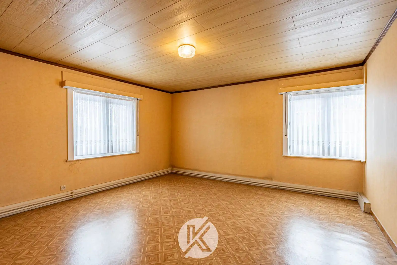 Vrijstaande, robuuste woning nabij het centrum foto 23