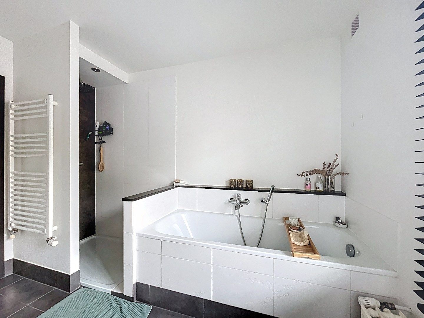 IN OPTIE! Ruime energiezuinige woning met 4 slaapkamers in Glabbeek! foto 10