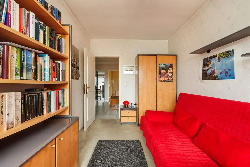 Ruim appartement met open zicht en garagebox foto 11