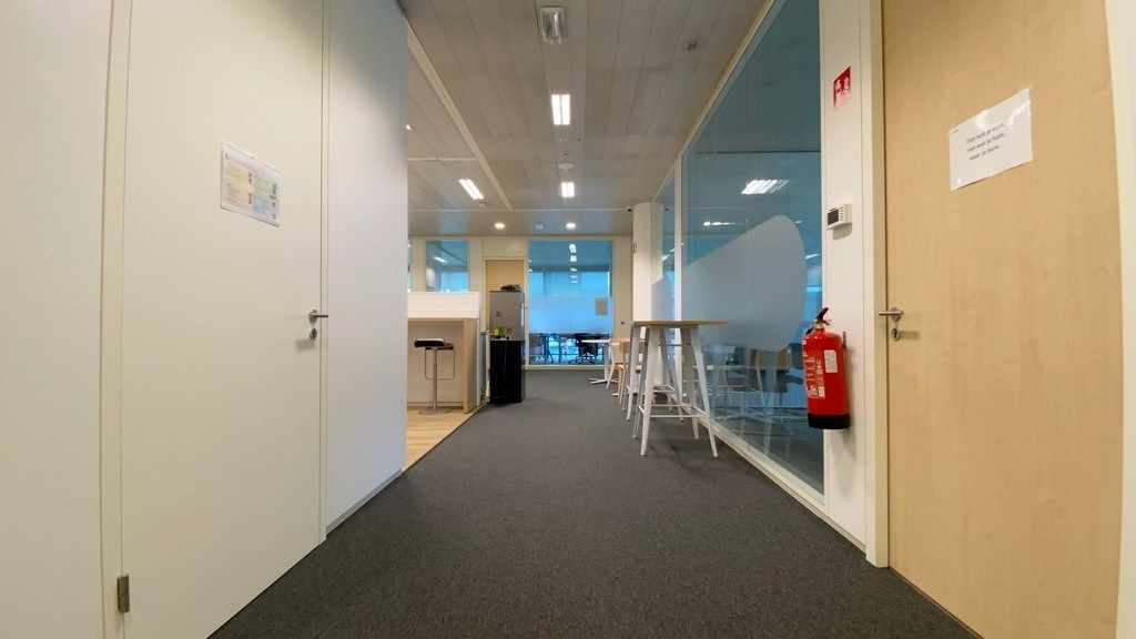 Kantoorgelijkvloers te huur in Blue Towers op topligging bij klaverblad in Gent foto 12