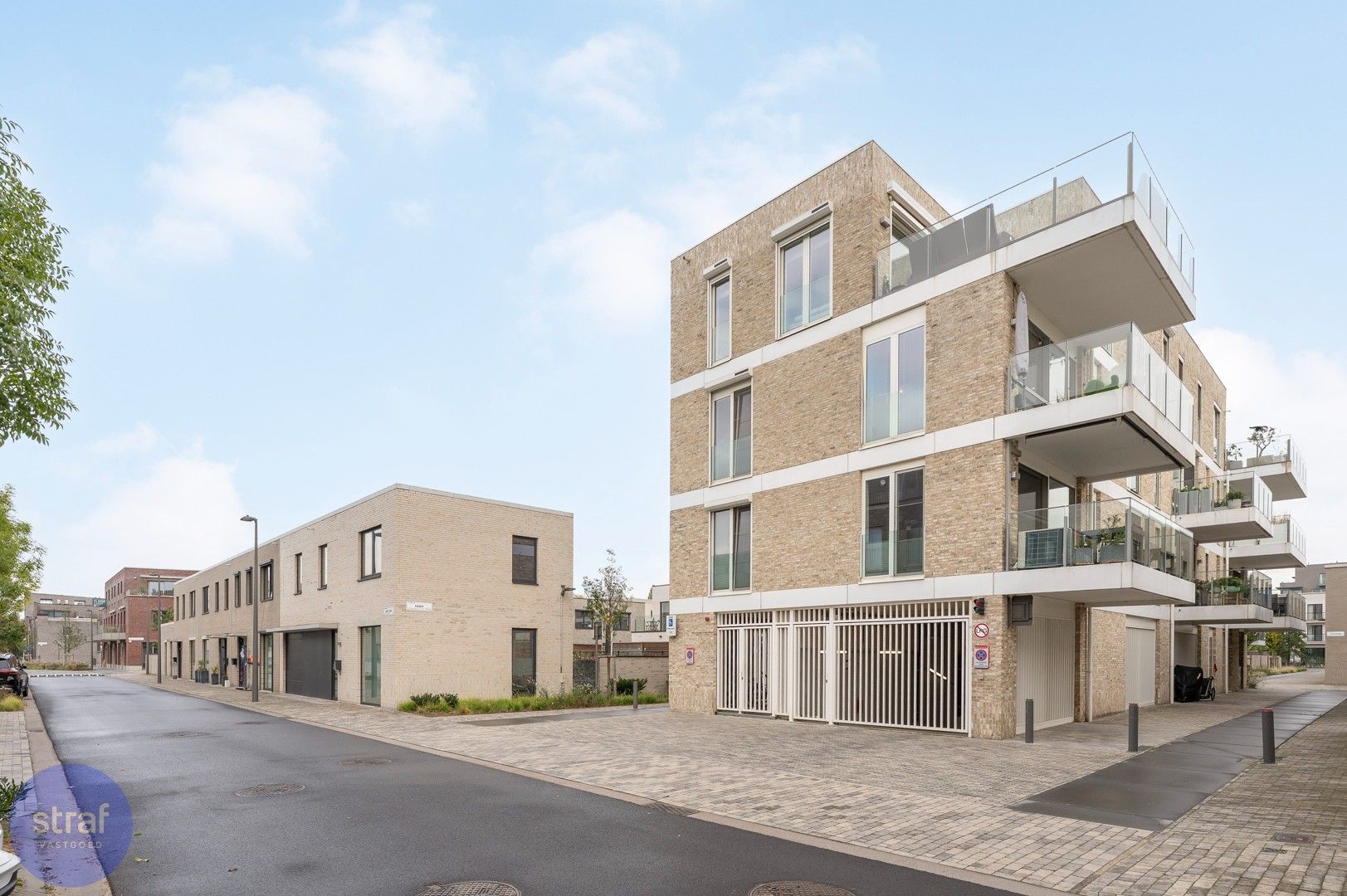 Modern appartement met terras en Galgenweel view foto 19