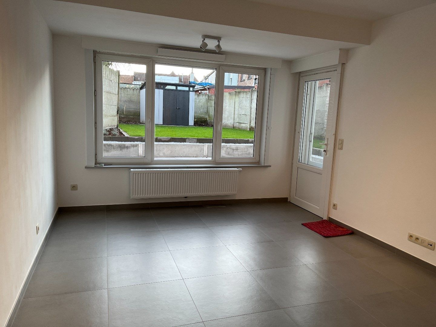 Centraal gelegen appartement met 1 slaapkamer en tuin!  foto 4