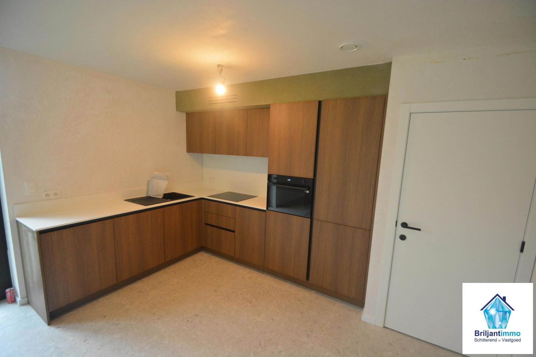 Instapklaar hoekappartement met 1 slp en luxe afwerking! foto 5