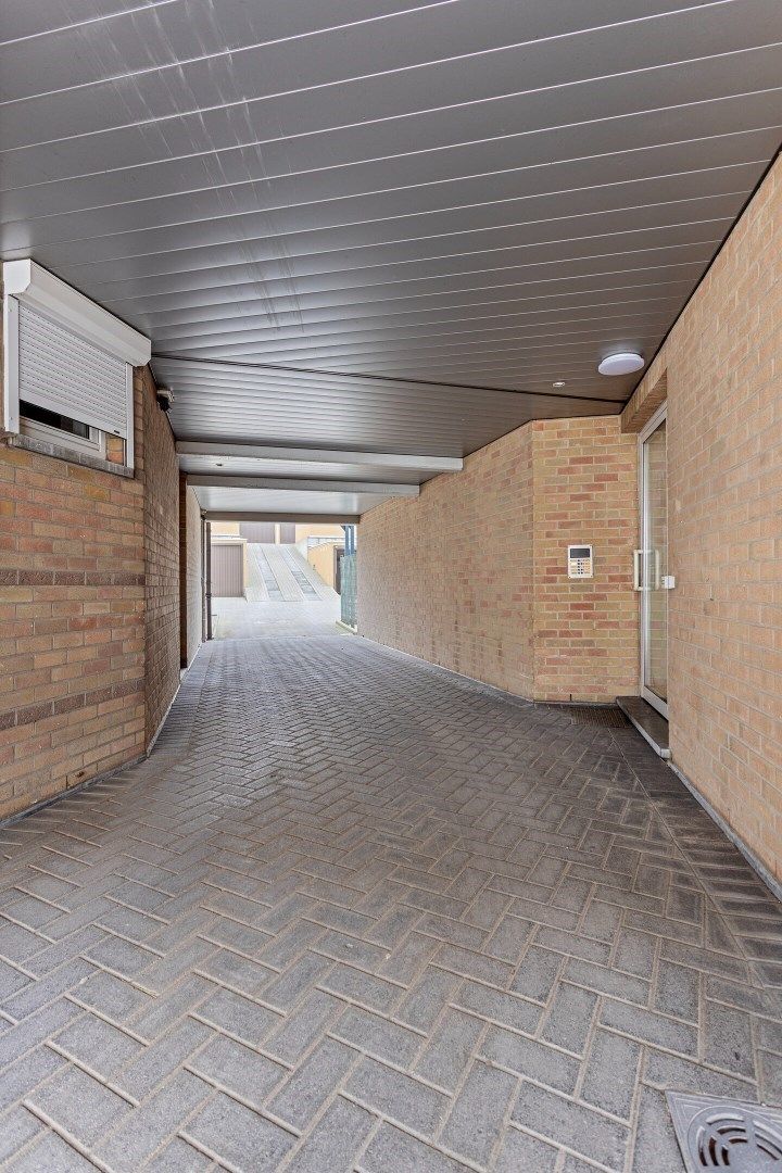 Instapklaar appartement met 3 slaapkamers en garage - centrum Tongeren foto 24