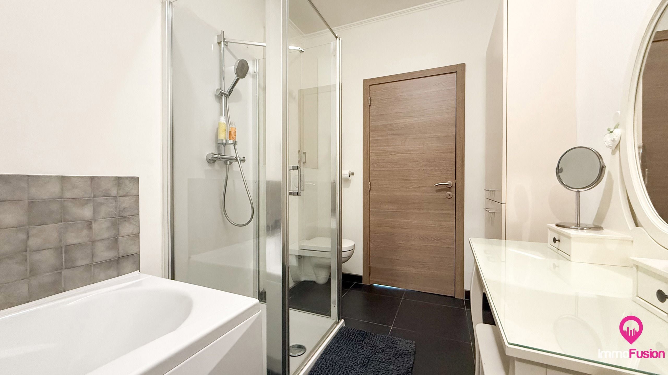 Praktische bungalowwoning met prachtige tuin en zwemvijver! foto 20