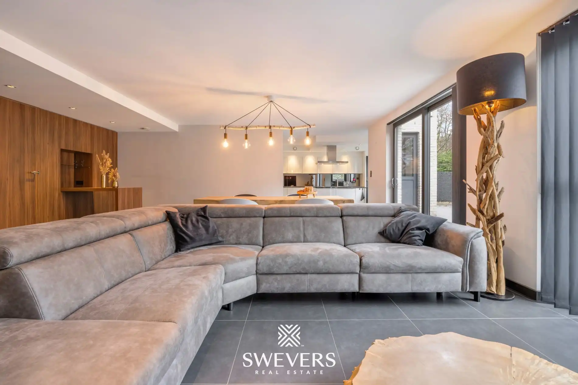 Commercieel pand met woonst op TOPlocatie in Diepenbeek foto 19