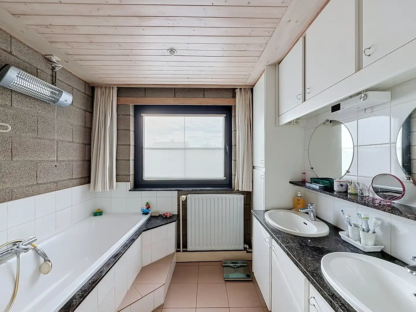 Karaktervolle vrijstaande woning op een prachtig groen perceel foto 20